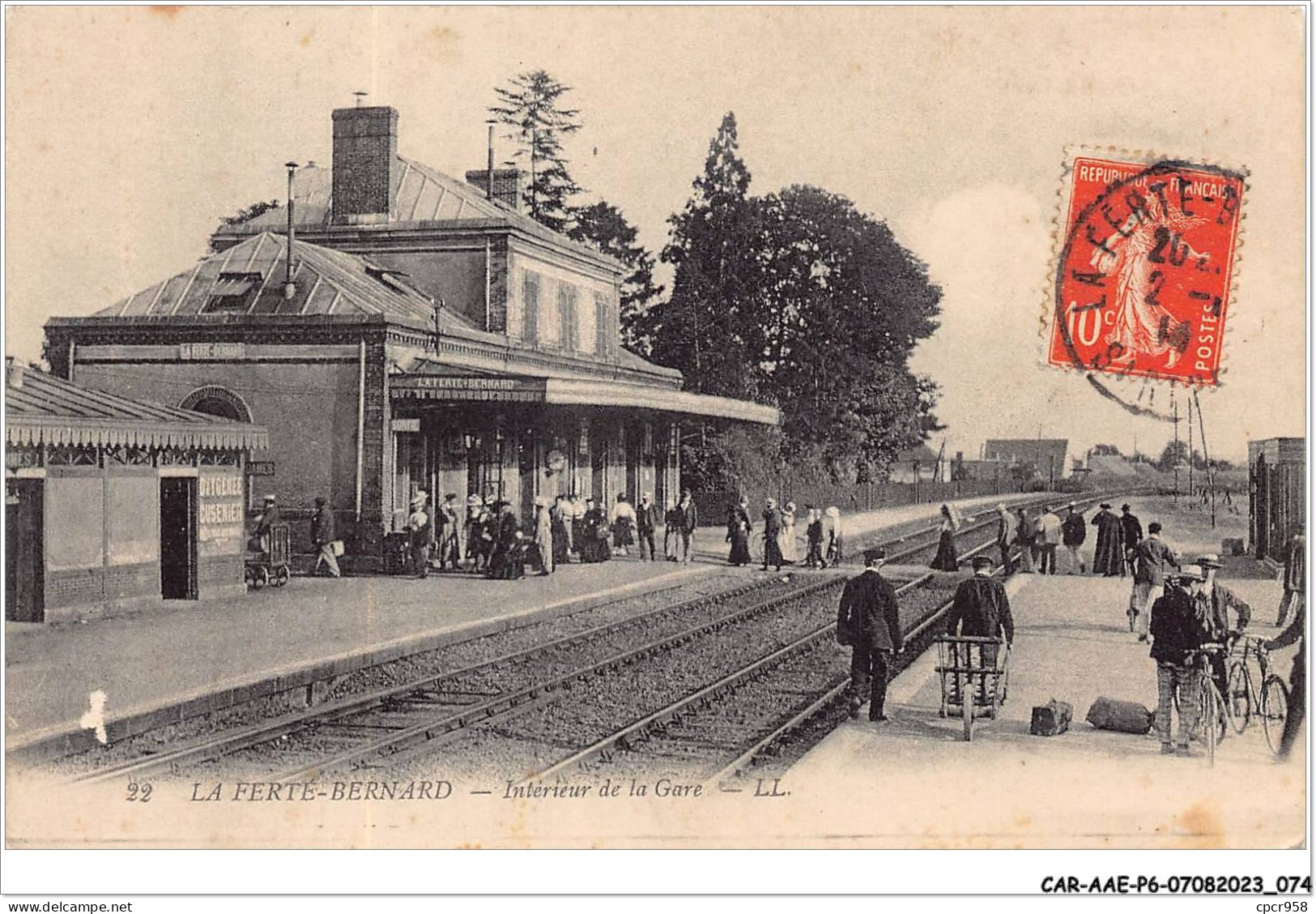 CAR-AAEP6-72-0542 - LA FERTE-BERNARD - Interieur De La Gare - La Ferte Bernard