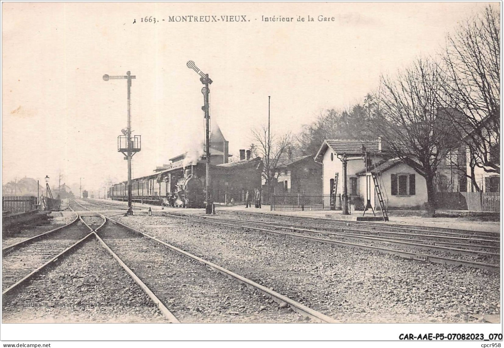 CAR-AAEP5-68-0433 - MONTREUX-VIEUX - Interieur De La Gare - Train - Autres & Non Classés