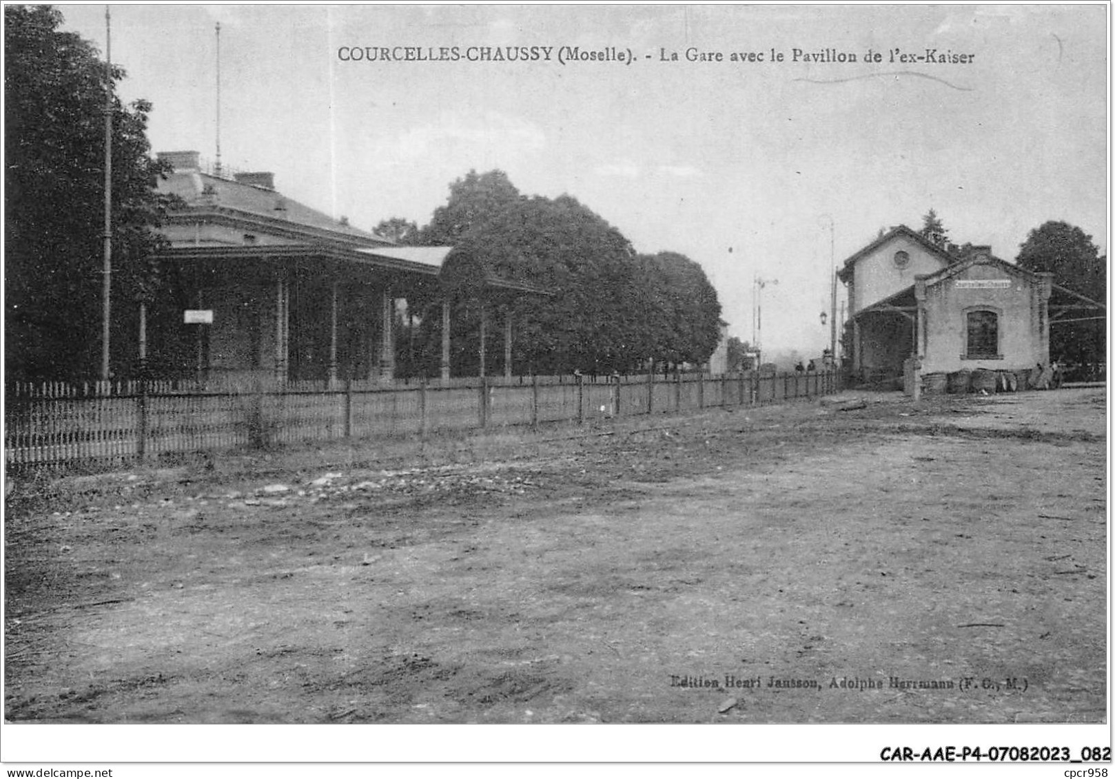 CAR-AAEP4-57-0342 - COURCELLES-CHAUSSY - La Gare Avec Le Pavillon De L'ex Kaiser - Other & Unclassified