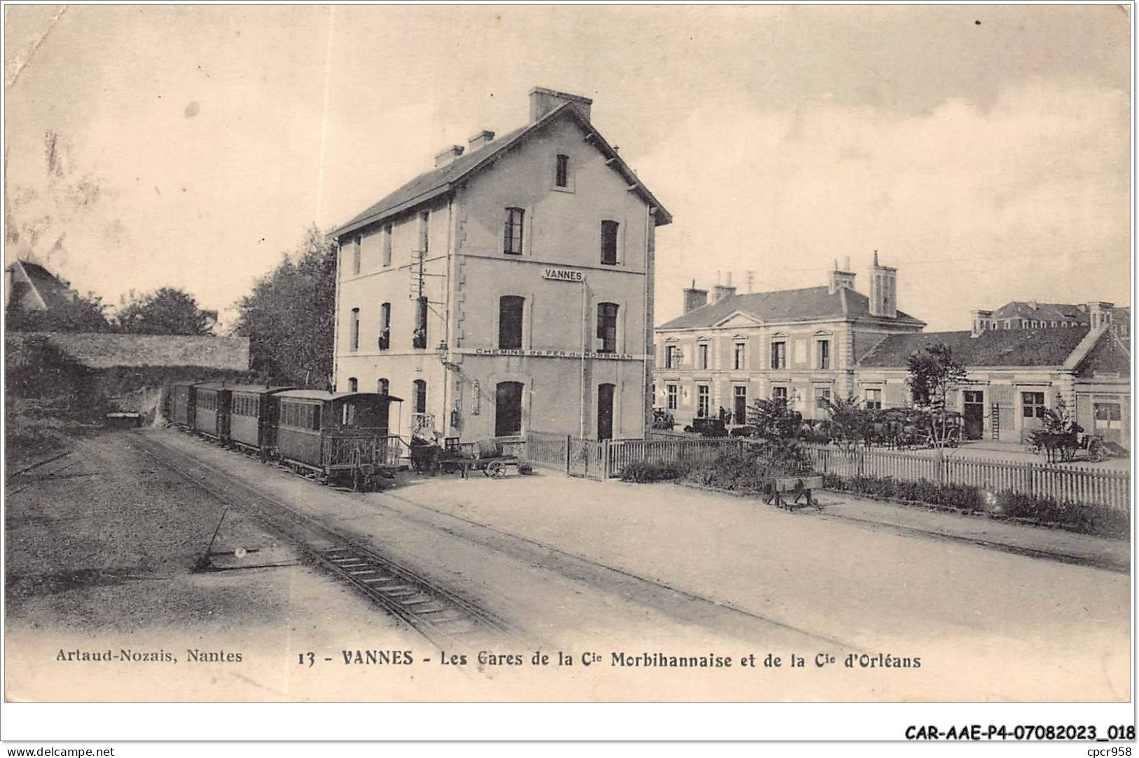 CAR-AAEP4-56-0310 - VANNES -les Gares De La Cie Morbihannaise Et De La Cie D'ORLEANS - Train - Vannes