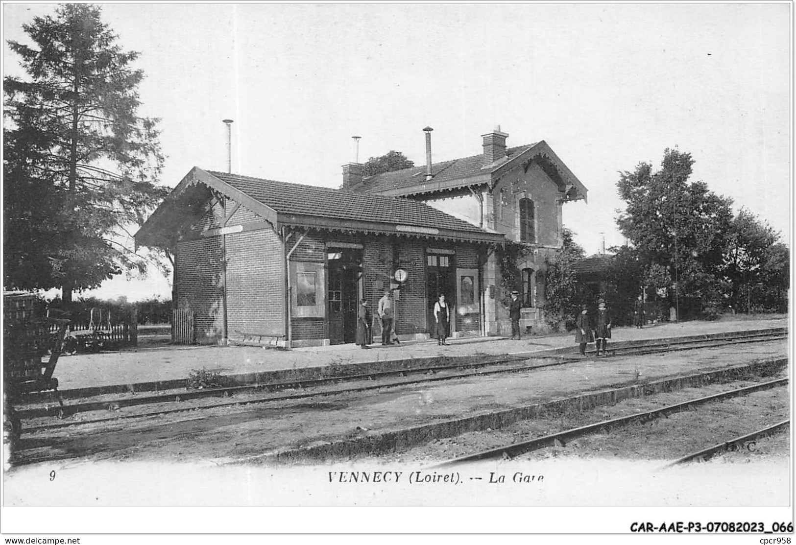 CAR-AAEP3-45-0236 - VENNECY - La Gare - Autres & Non Classés