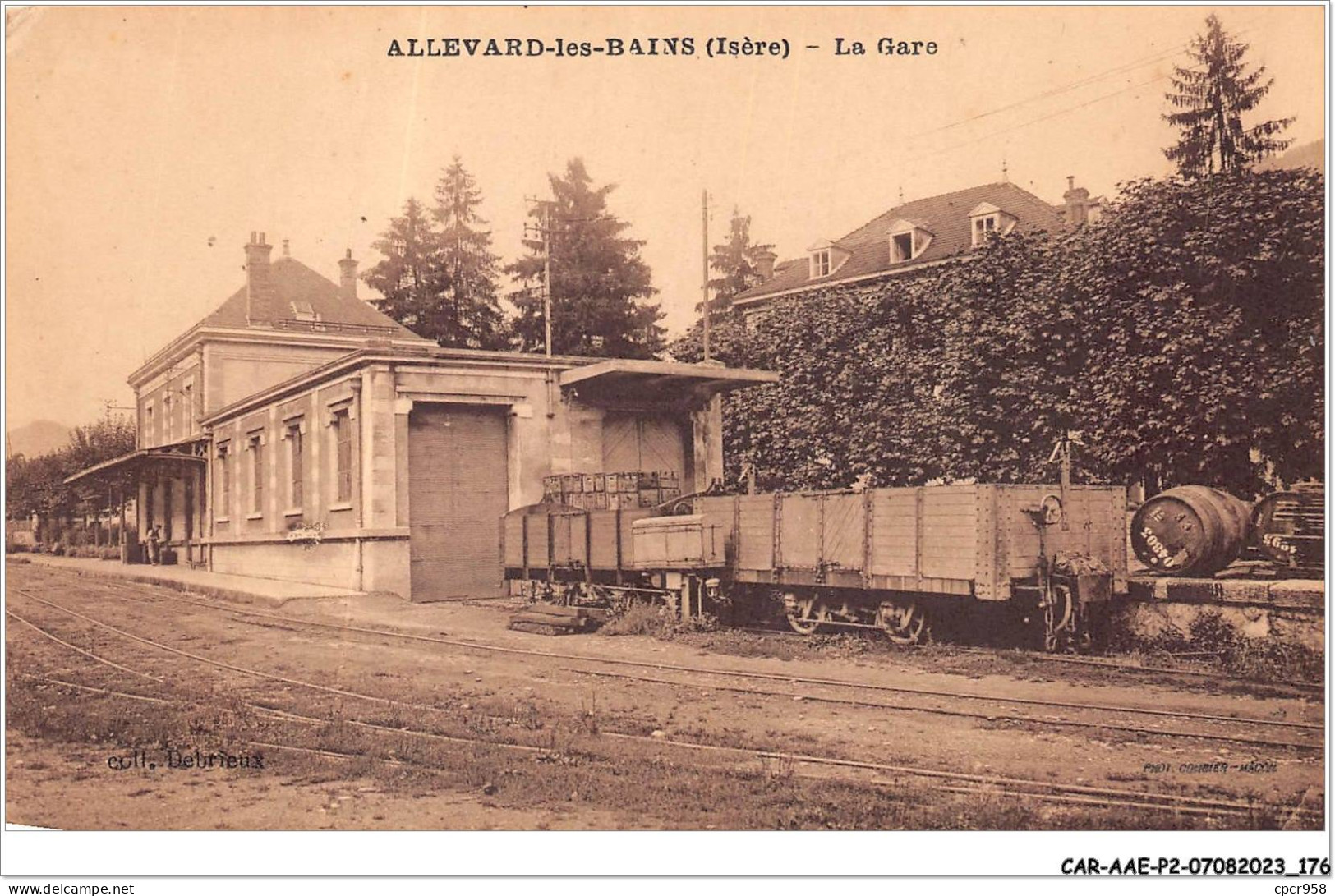 CAR-AAEP2-38-0196 - ALLEVARD-LES-BAINS - La Gare - Allevard