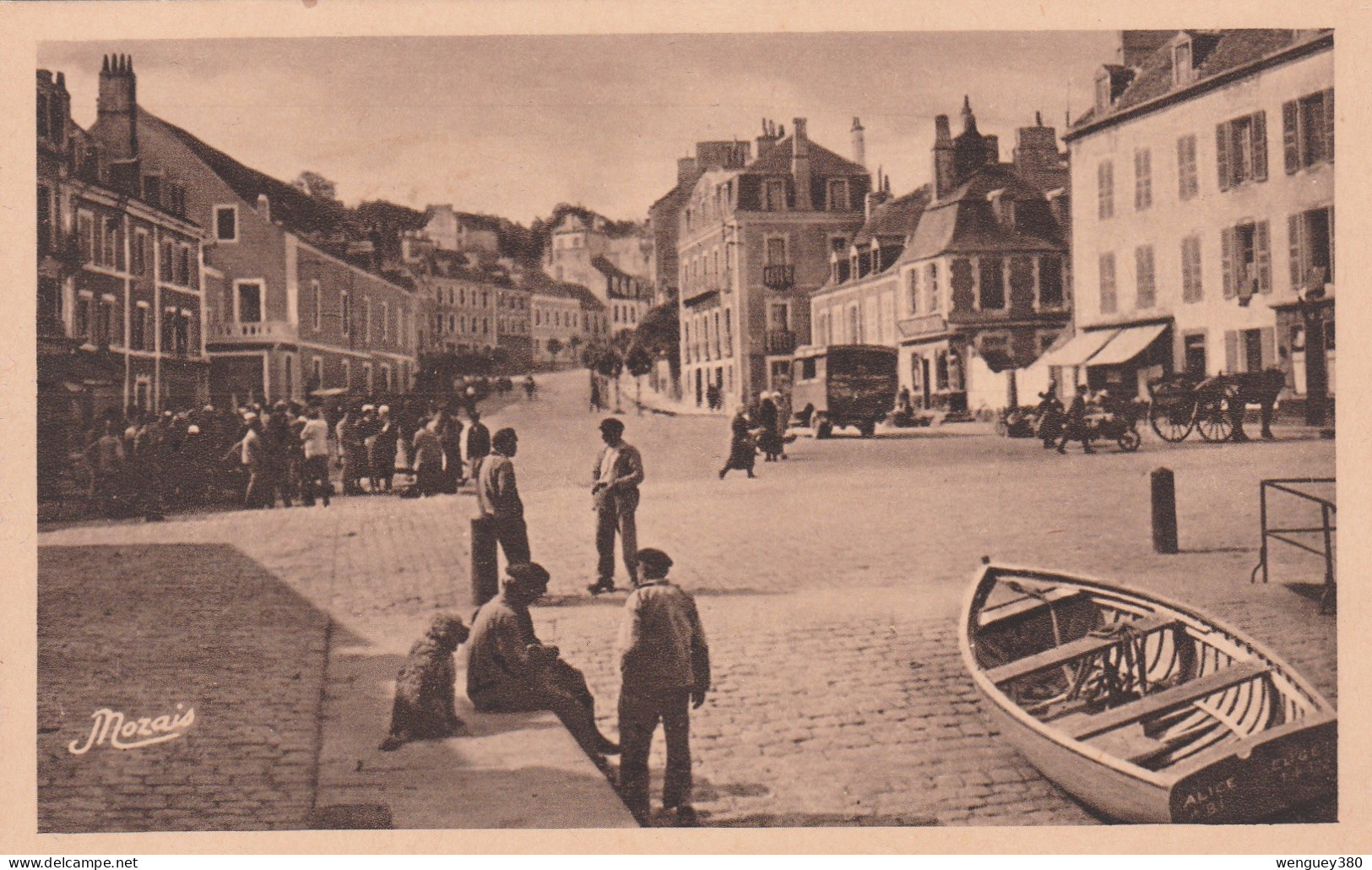 56 BELLE ILE EN MER   LE PALAIS.   Place De La République Et Avenue Carnot.  TB PLAN  1935- 40.  RARE - Belle Ile En Mer