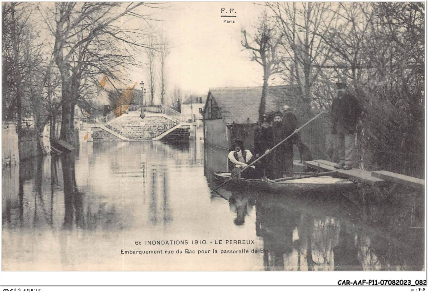 CAR-AAFP11-94-0972 - Inondations - PERREUX - Embarquement Rue Du Bac Pour La Passerelle De Bev - Le Perreux Sur Marne