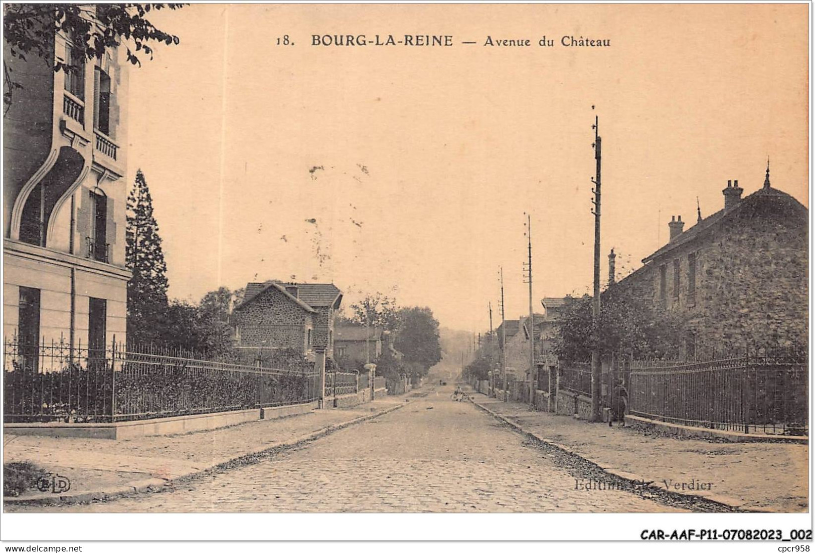 CAR-AAFP11-92-0932 - BOURG-LA-REINE - Avenue Du Château - Bourg La Reine