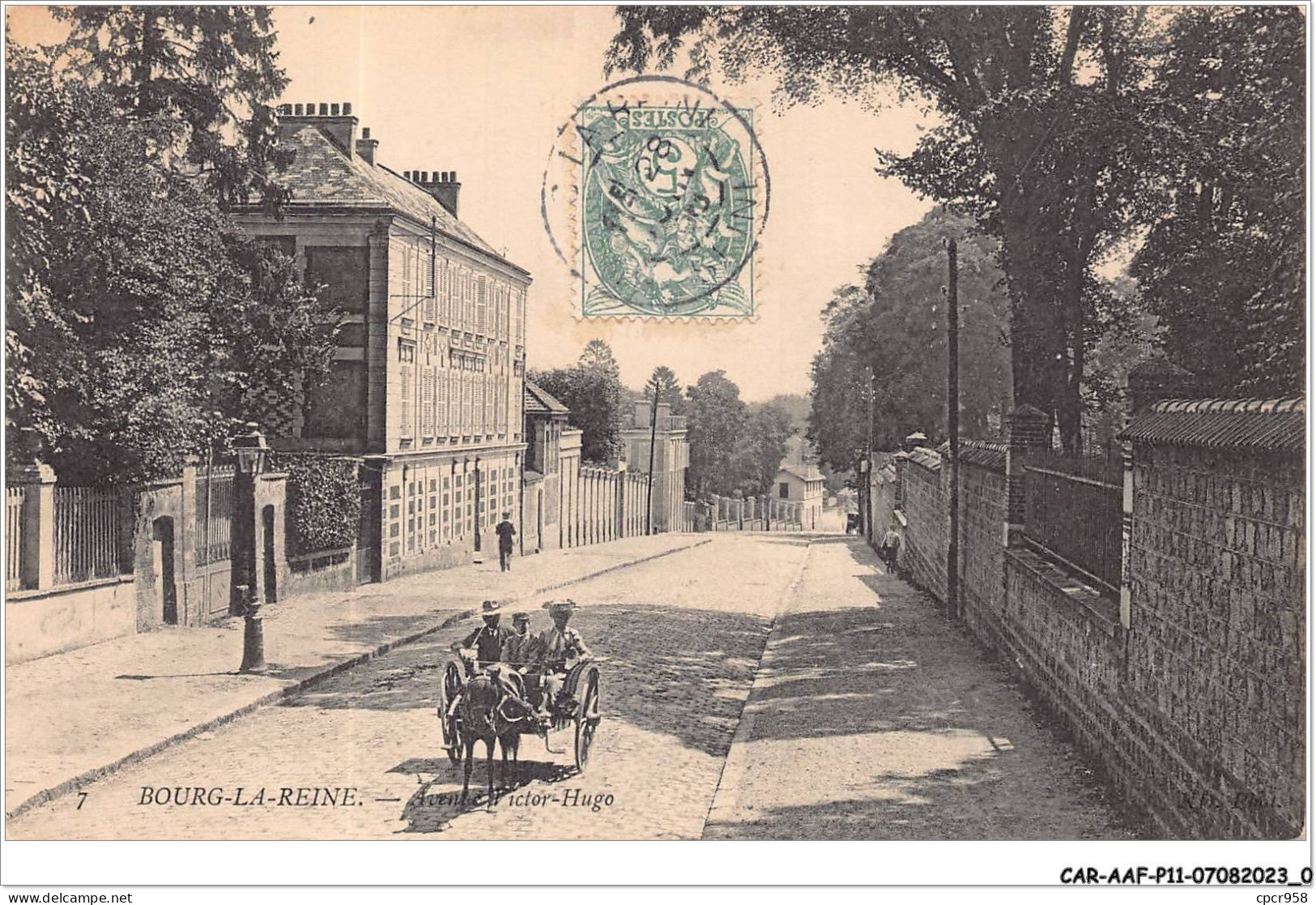 CAR-AAFP11-92-0931 - BOURG-LA-REINE - Avenue Victor-hugo - Bourg La Reine