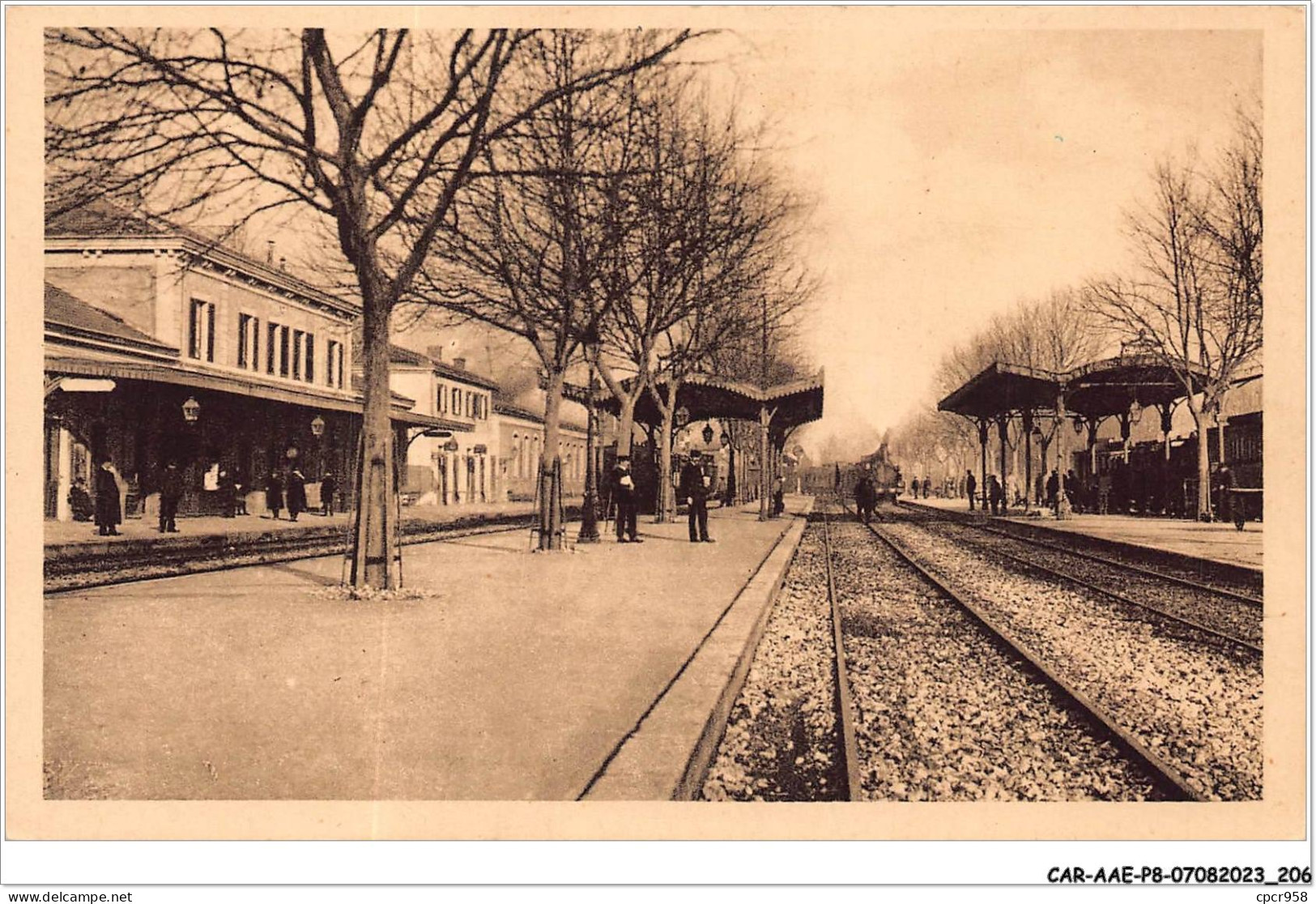 CAR-AAEP8-84-0830 - CAVAILLON - Interieur De La Gare - Cavaillon