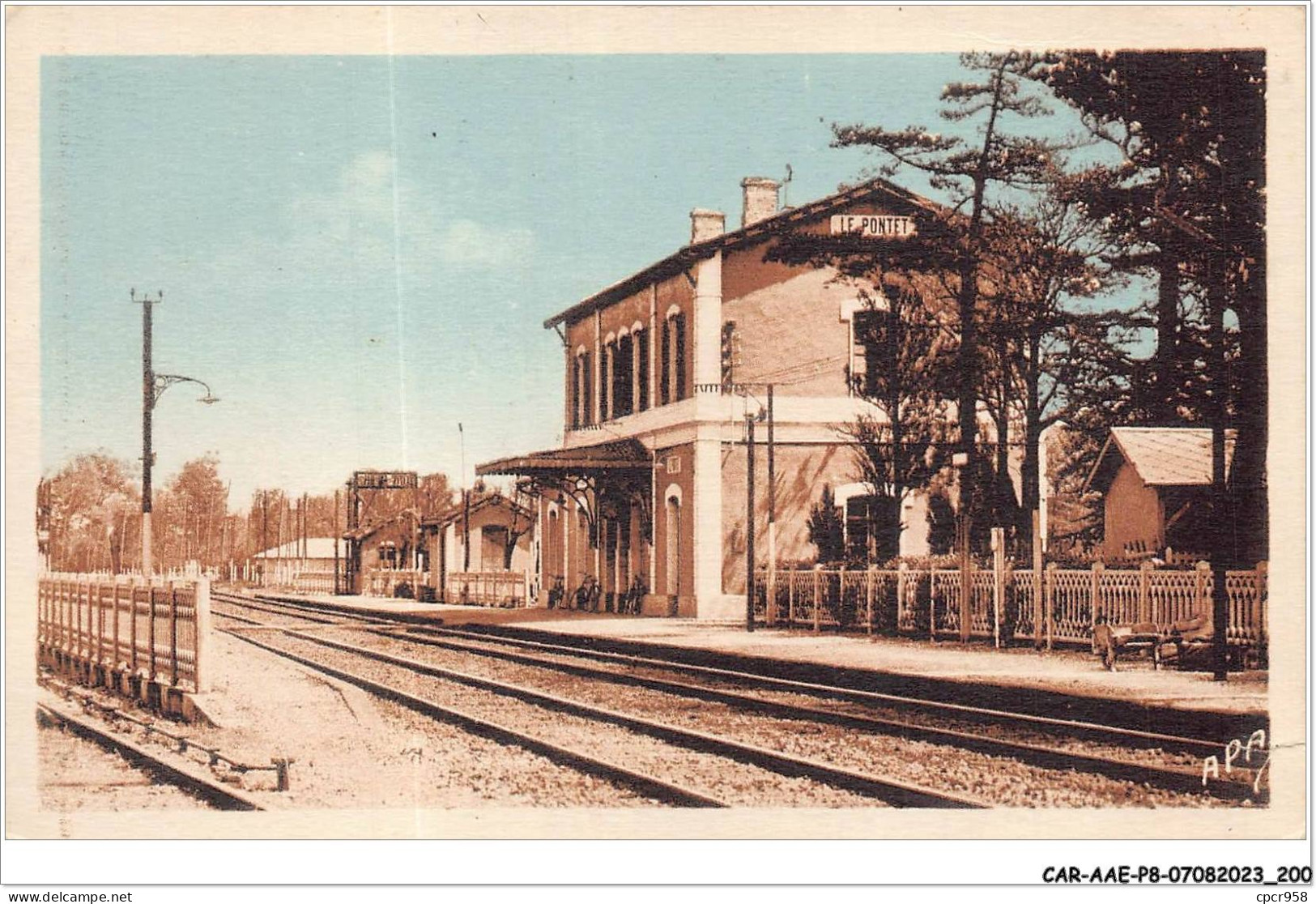 CAR-AAEP8-84-0827 - LE PONTET - La Gare - Le Pontet