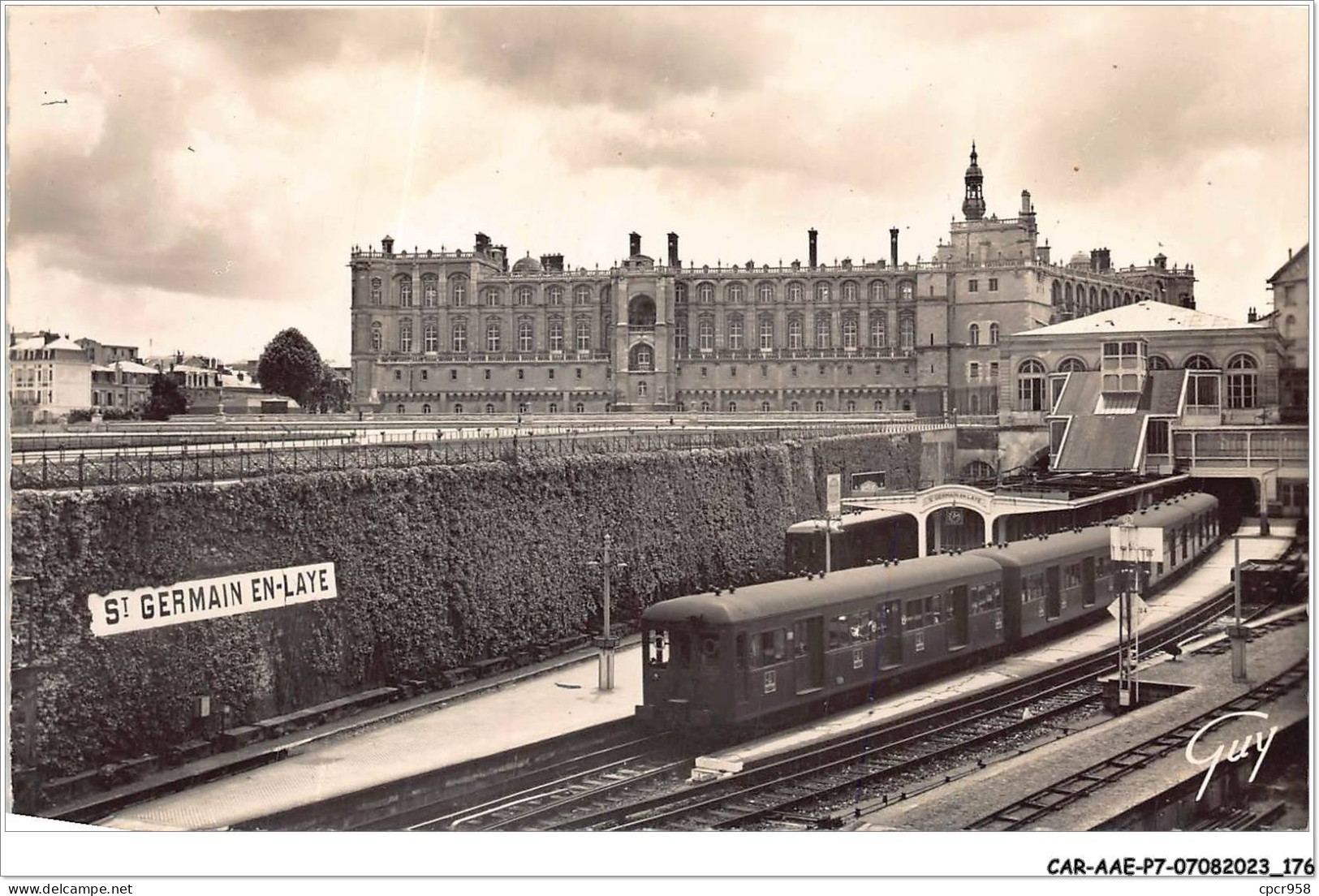 CAR-AAEP7-78-0709 - SAINT-GERMAIN-EN-LAYE  - La Gare De D'etat Et Le Chateau - Train - St. Germain En Laye (castle)