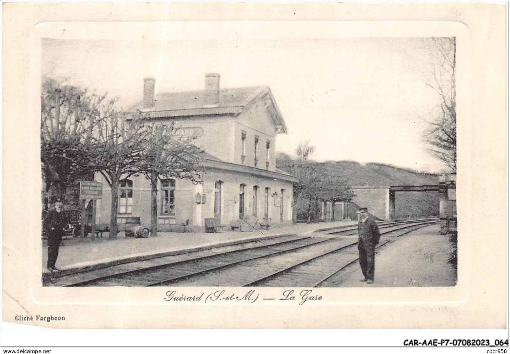 CAR-AAEP7-77-0653 - GUERARD - La Gare - Autres & Non Classés