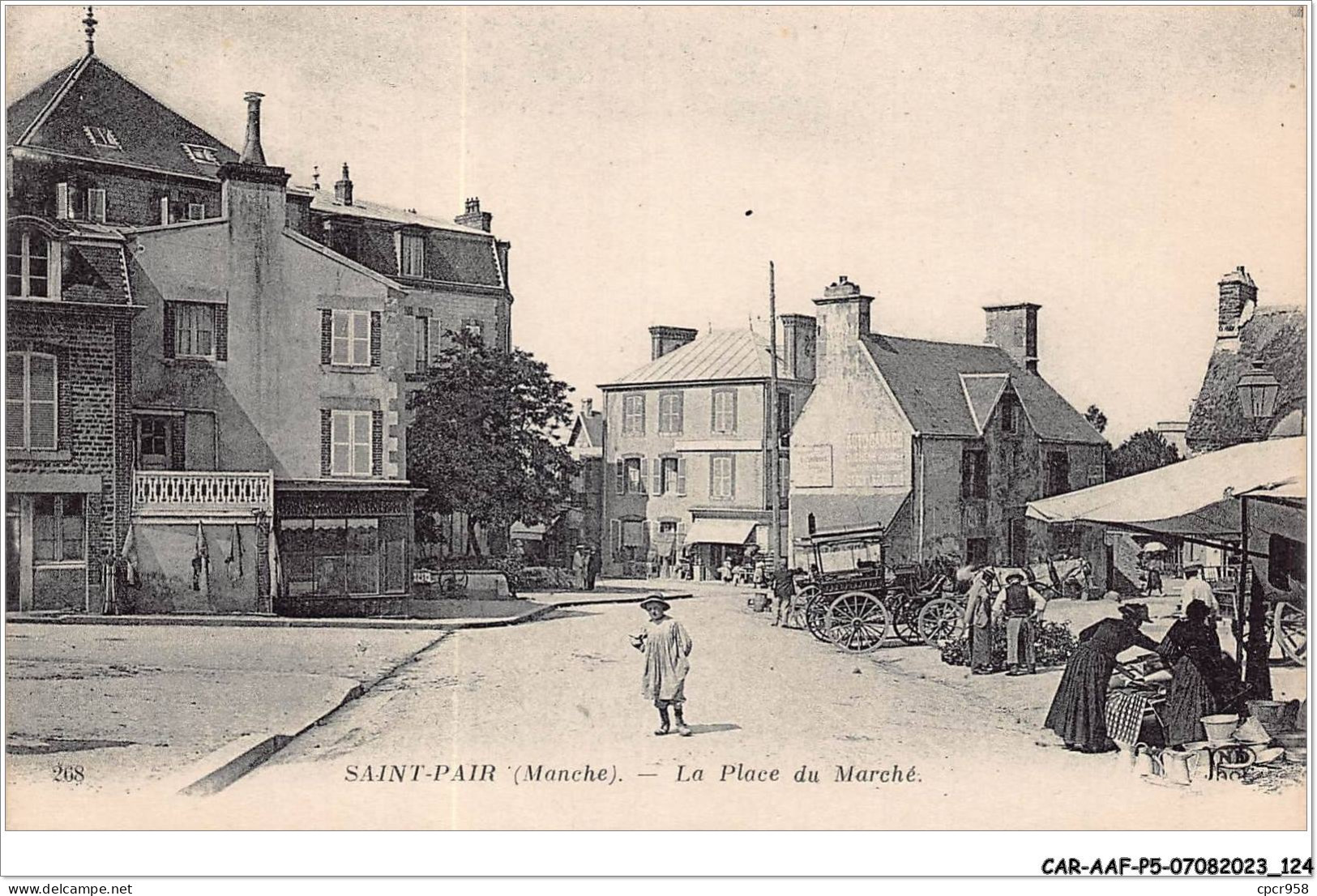 CAR-AAFP5-50-0433 - SAINT-PAIR - La Place Du Marché - Saint Pair Sur Mer