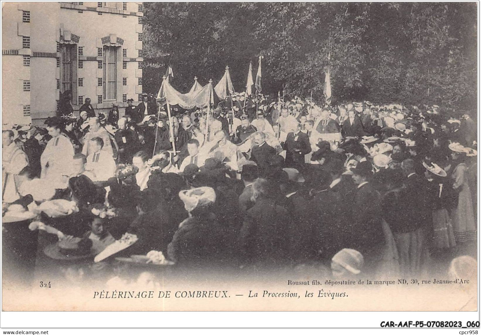 CAR-AAFP5-45-0401 - Pélérinage De COMBREUX - La Procession - Les évêques - Autres & Non Classés