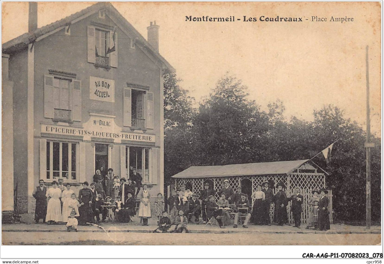 CAR-AAGP11-93-1036 - MONTFERMEIL - LES COUDREAUX - Place Ampère - Epicerie A. Dalac - Montfermeil