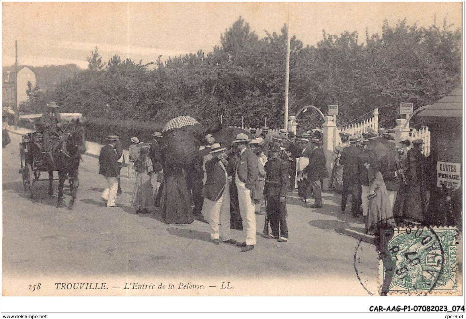 CAR-AAGP1-14-0038 - TROUVILLE - L'Entrée De La Pelouse  - Trouville