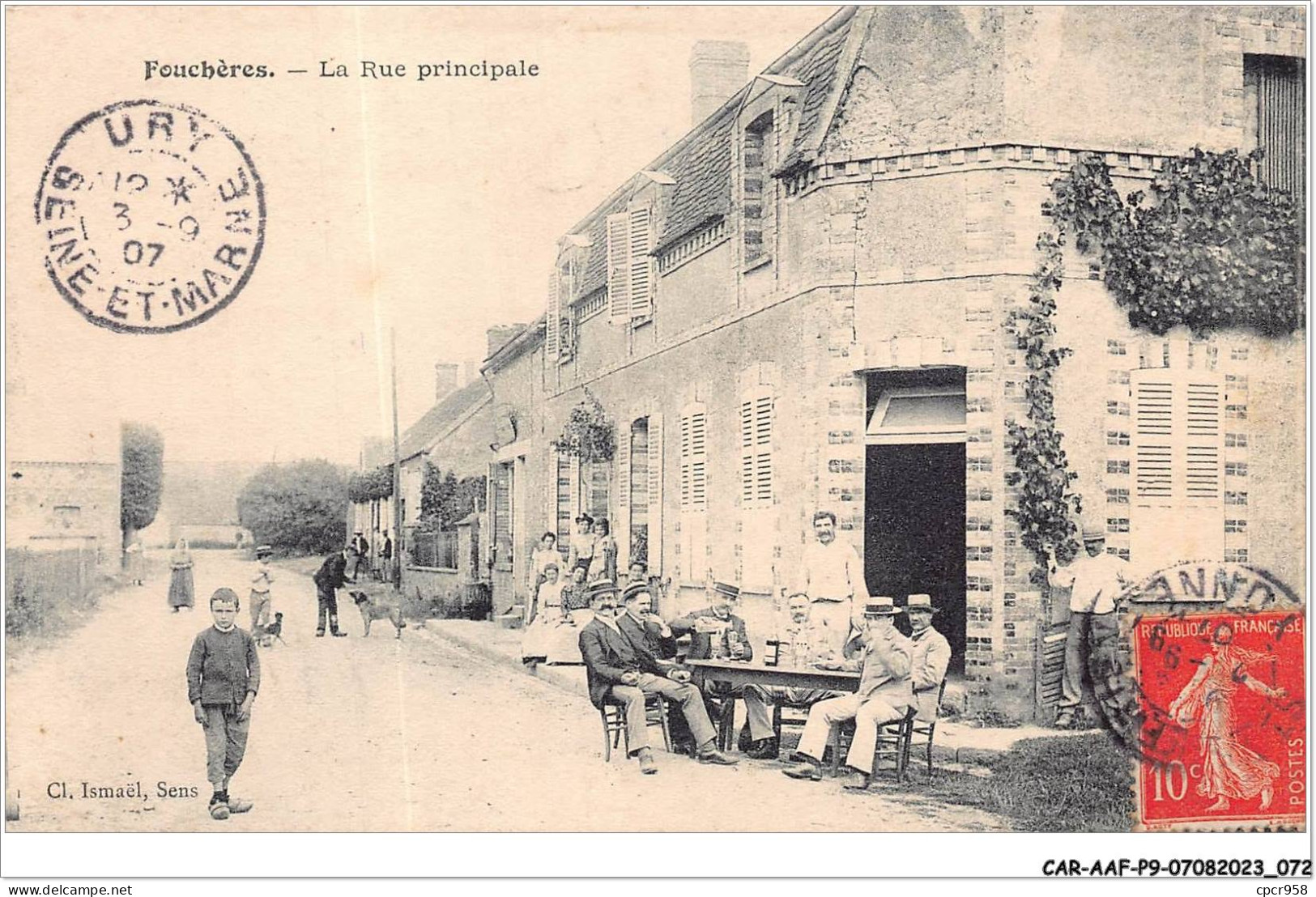 CAR-AAFP9-89-0791 - FOUCHERES - La Rue Principale  - Autres & Non Classés