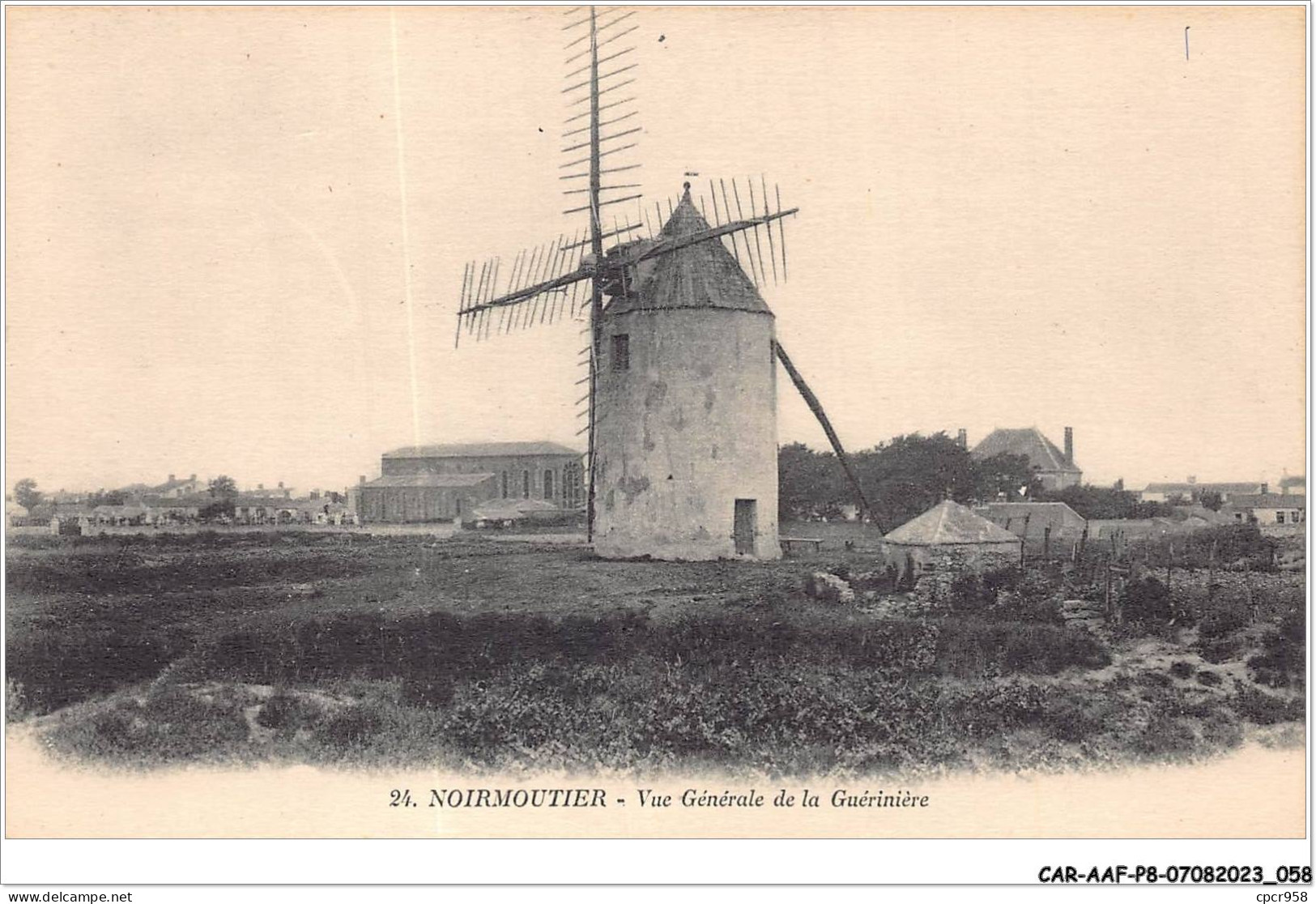 CAR-AAFP8-85-0689 - NOIRMOUTIER - Vue Générale De La Guérinière - Moulin A Vent - Noirmoutier