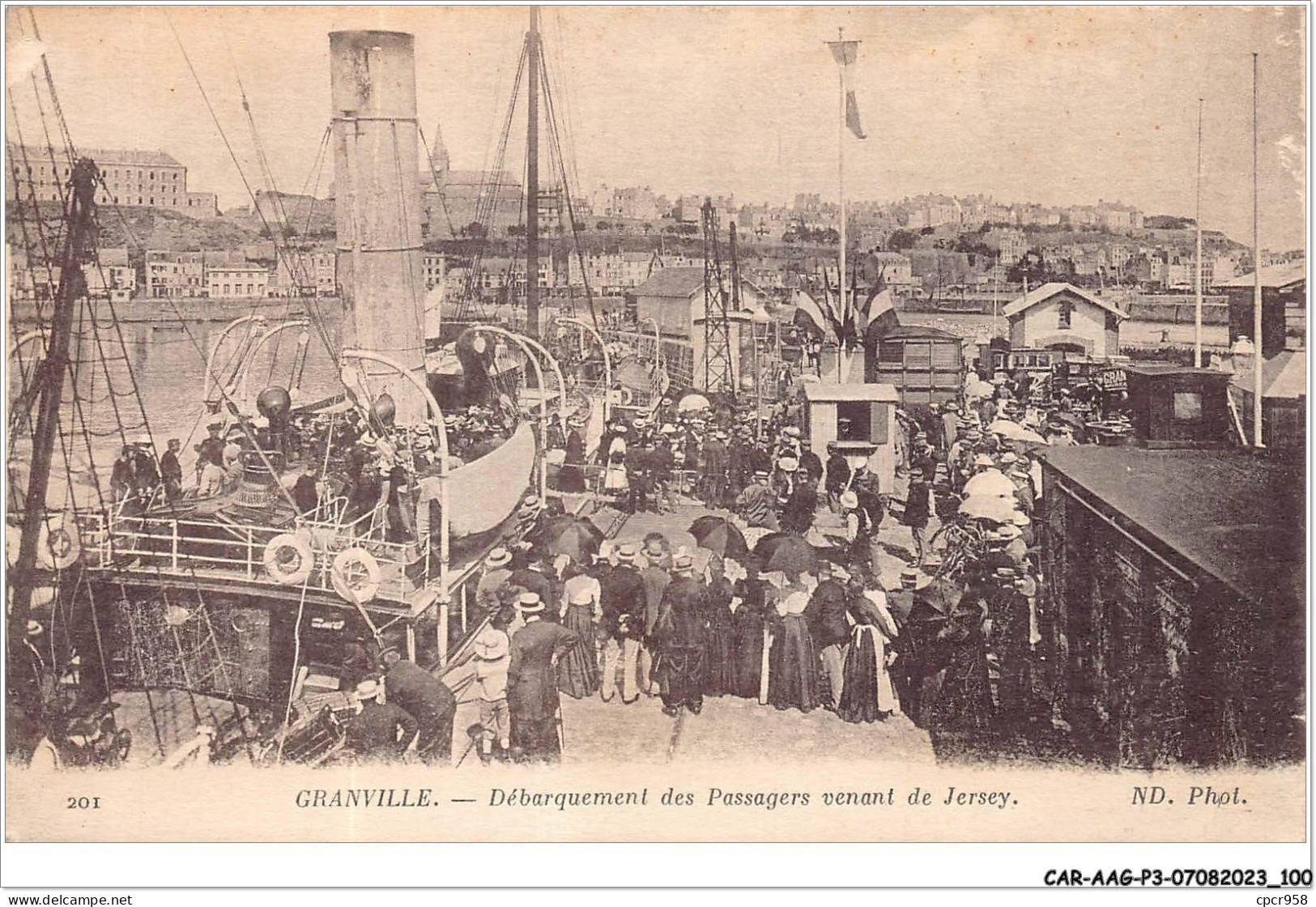CAR-AAGP3-50-0250 - GRANVILLE - Debarquement Des Passagers Venant De Jersey - Granville