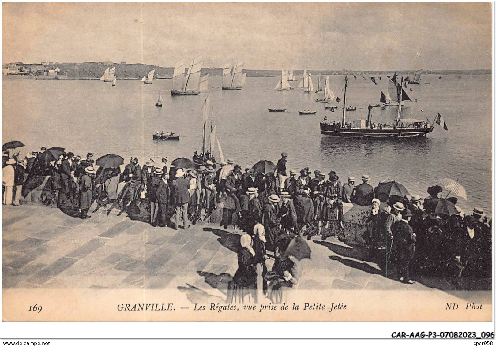 CAR-AAGP3-50-0248 - GRANVILLE - Les Regates - Vue Prise De La Petite Jetée - Granville
