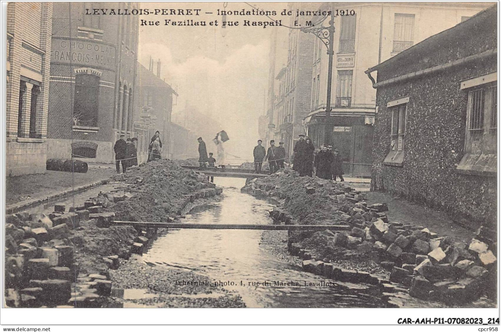 CAR-AAHP11-92-1068 - LEVALLOIS-PERRET - Inondations De Janvier 1910 - Rue Fazillau Et Rue Raspail - Levallois Perret