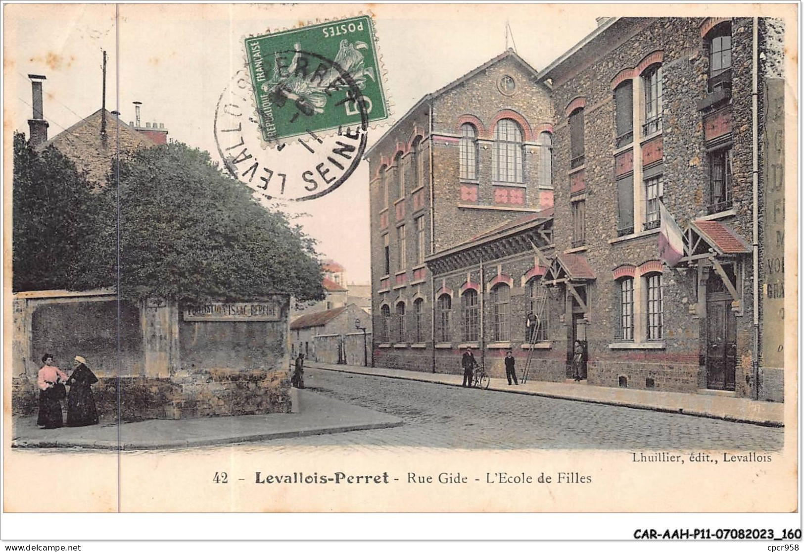 CAR-AAHP11-92-1041 - LEVALLOIS-PERRET - Rue Gide - L'école Des Filles - Levallois Perret