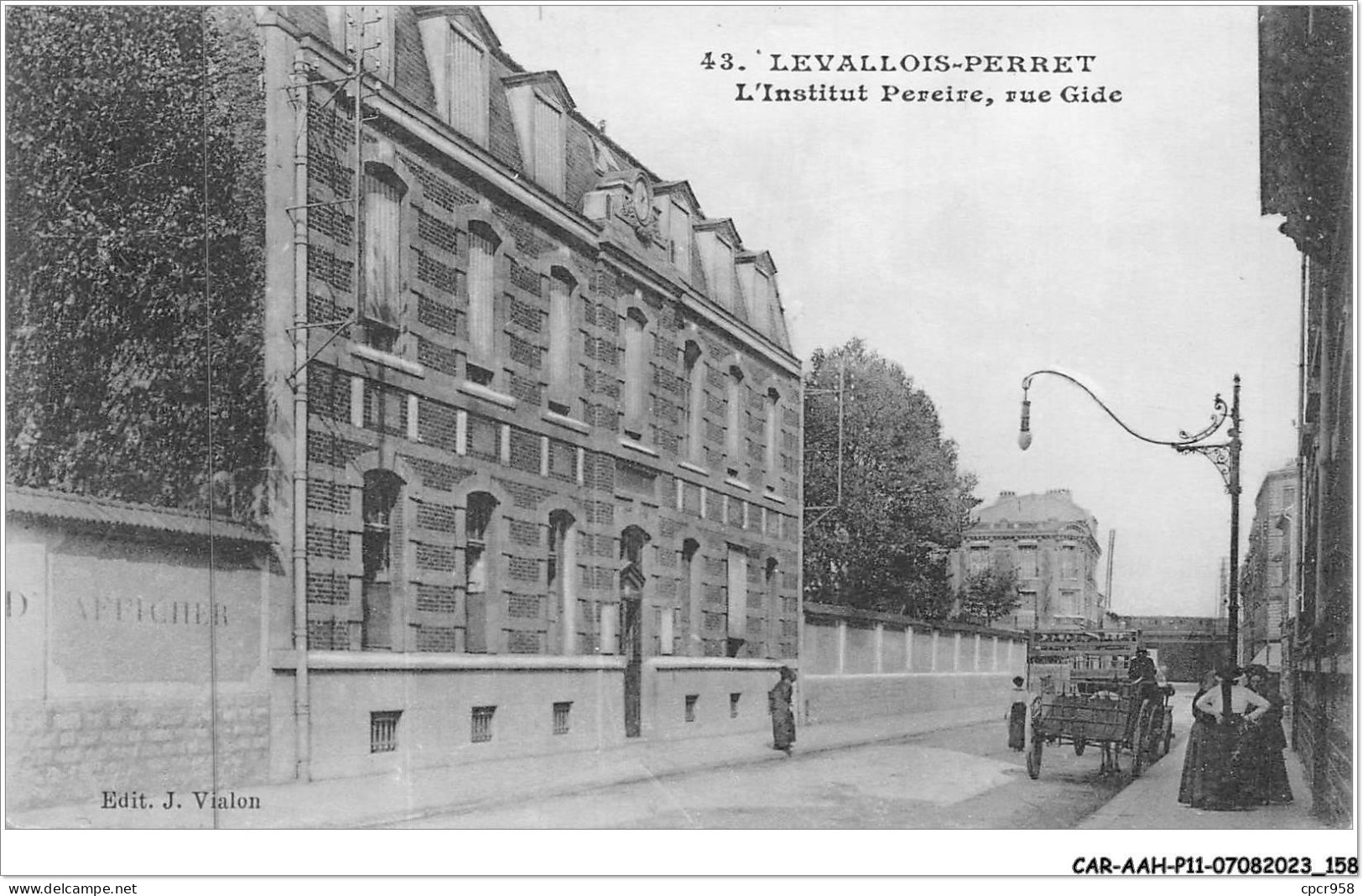 CAR-AAHP11-92-1040 - LEVALLOIS-PERRET - L'institut Pereire - Rue Gide - Levallois Perret