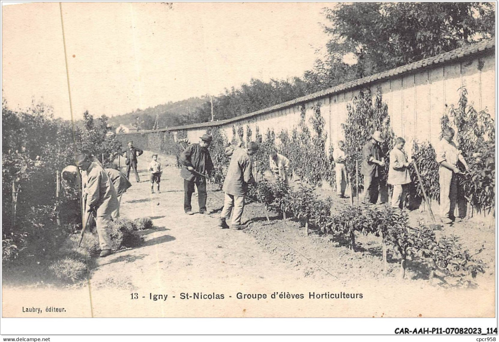 CAR-AAHP11-91-1018 - IGNY-SAINT-NICOLAS - Groupe D'élèves Horticulteurs - Igny