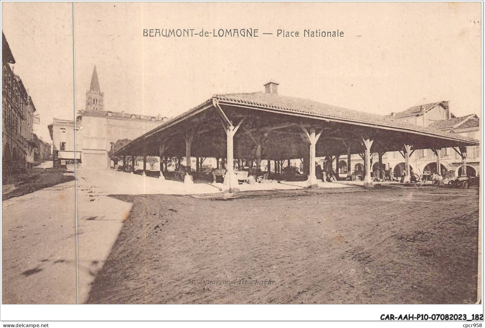 CAR-AAHP10-82-0957 - BEAUMONT-de-LOMAGNE - Place Nationale - Beaumont De Lomagne