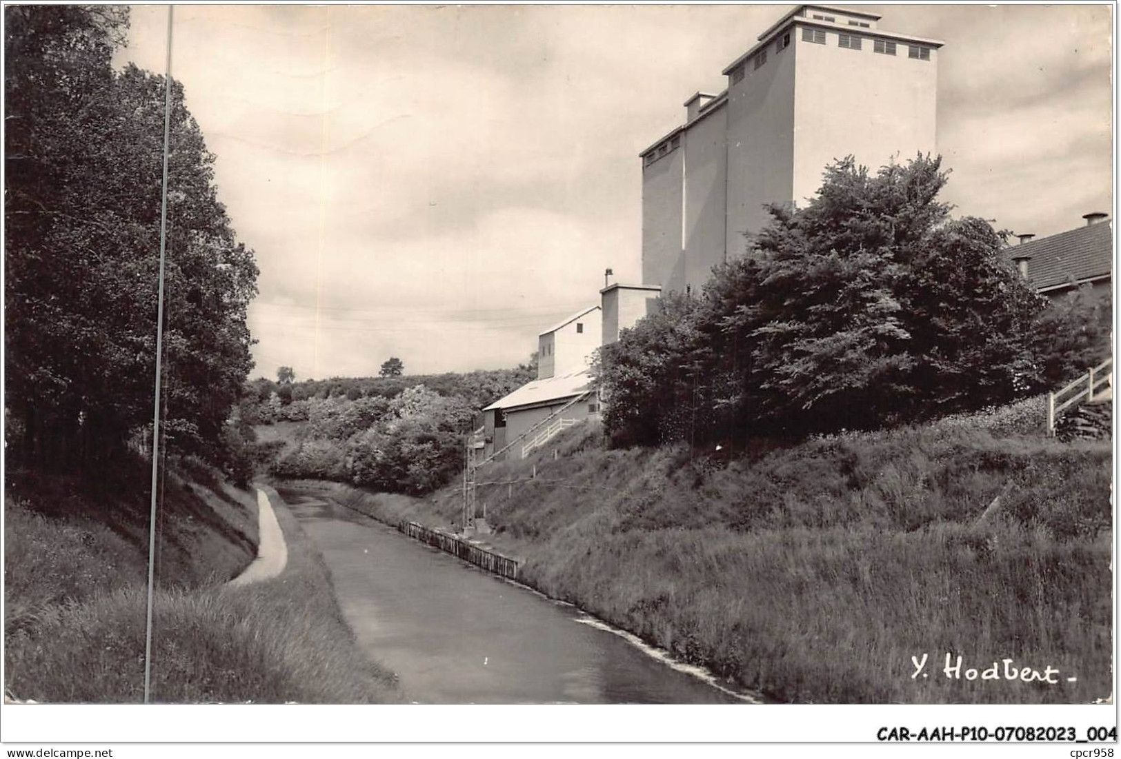 CAR-AAHP10-77-0868 - LIZY-SUR-OURCQ - Le Silo Sur Les Bords Du Canal De L'ourcq - Lizy Sur Ourcq