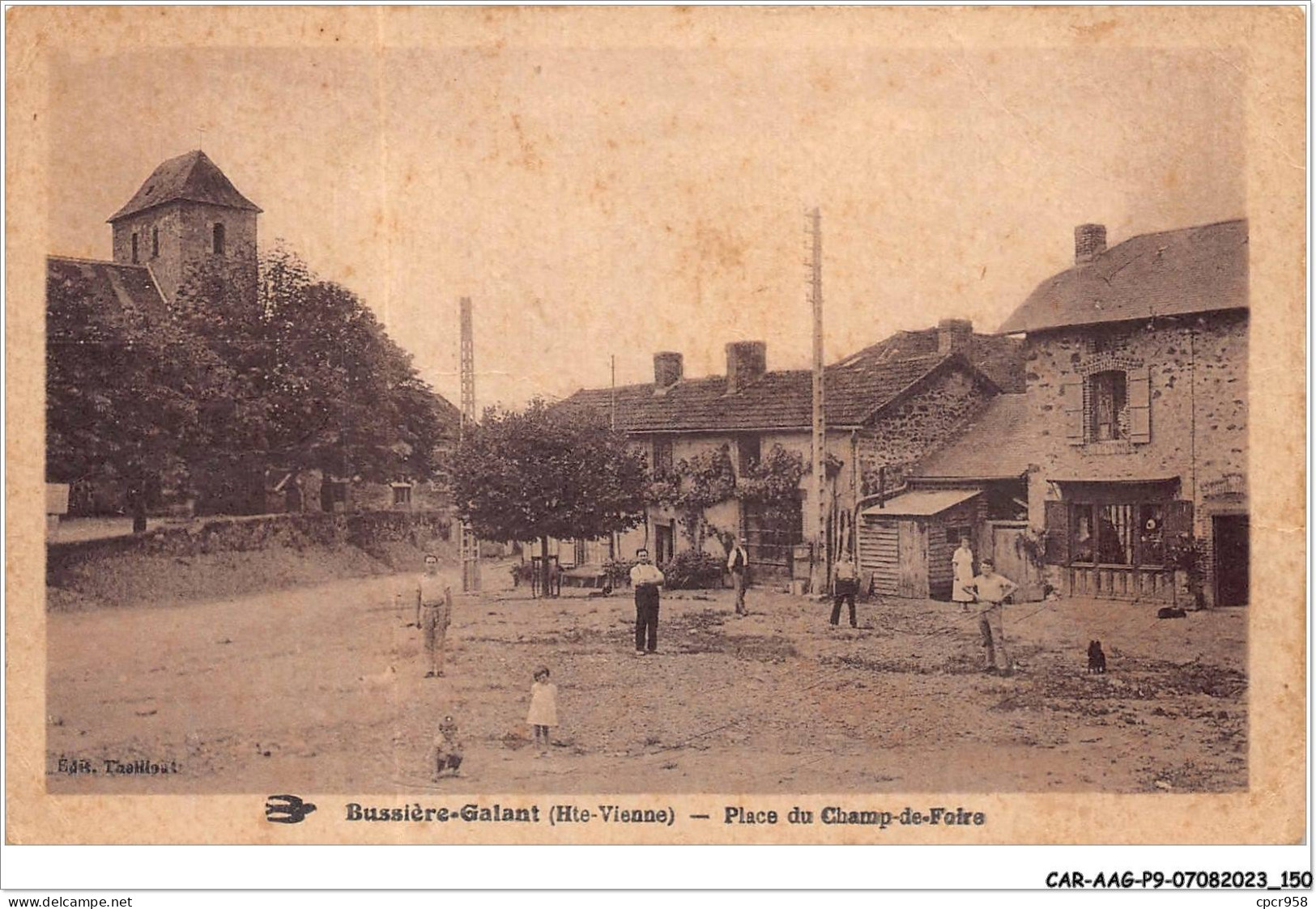 CAR-AAGP9-87-0857 - BUSSIERE-GALANT - Place Du Champs De Foire  - Bussiere Poitevine