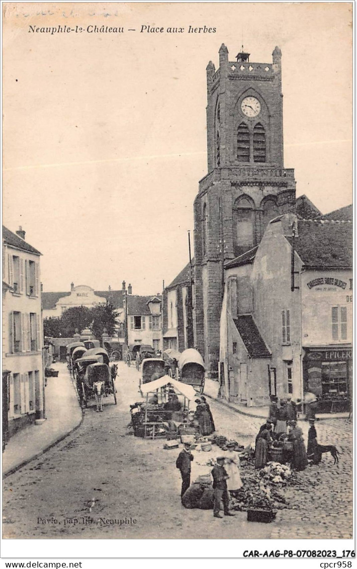 CAR-AAGP8-78-0765 - NEAUPHLE-LE-CHATEAU - Place Aux Herbes - Neauphle Le Chateau