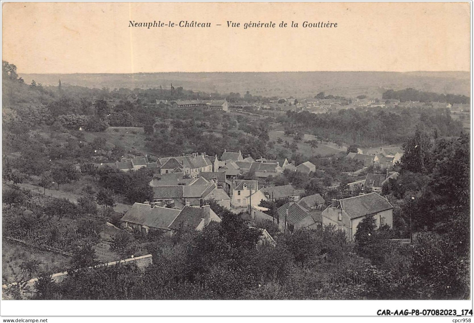 CAR-AAGP8-78-0764 - NEAUPHLE-LE-CHATEAU - Vue Générale De La Gouttiere - Neauphle Le Chateau