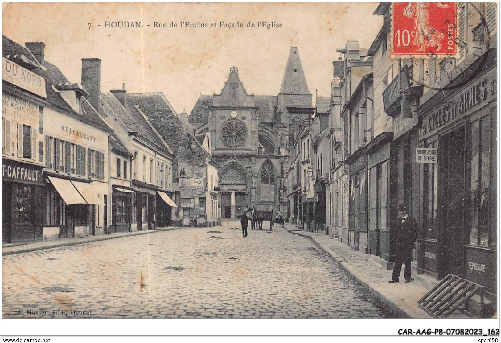 CAR-AAGP8-78-0758 - HOUDAN - Rue De L'Enclos Et Façade De L'Eglise - Commerces - Houdan