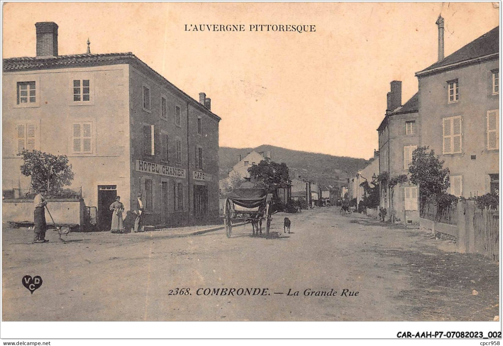 CAR-AAHP7-63-0571 - COMBRONDE - La Grande Rue  - Hotel Chanier - Auvergne Types D'Auvergne