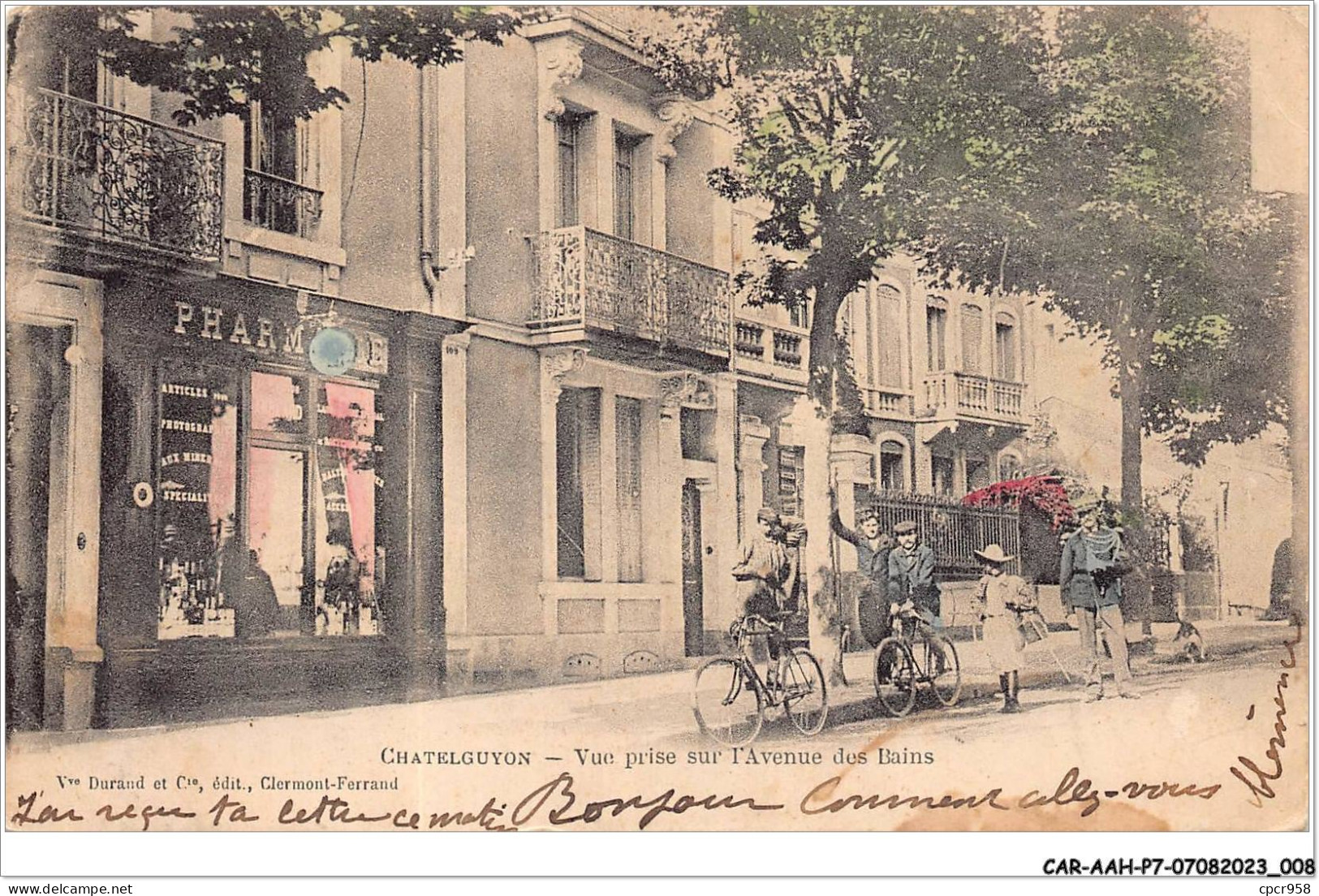 CAR-AAHP7-63-0574 - CHATEL-GUYON - Vue Prise Sur L'avenue Des Bains - Pharmacie - Châtel-Guyon