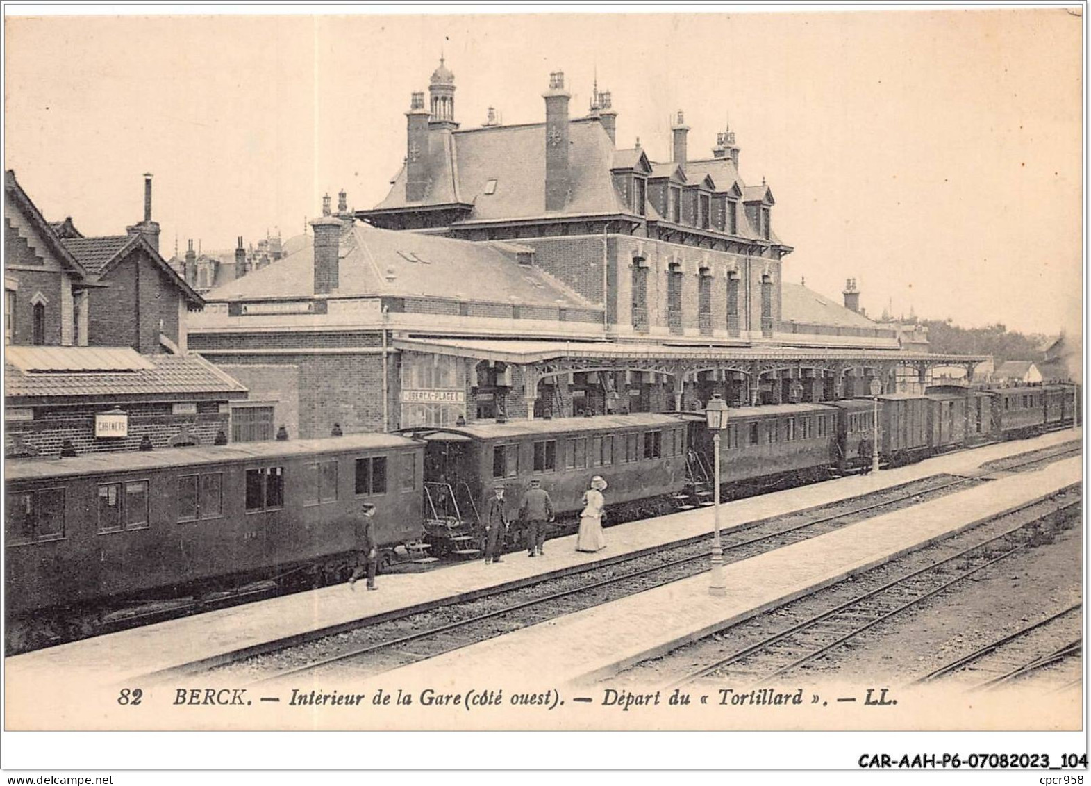 CAR-AAHP6-62-0528 - BERCK - Intérieur De La Gare Côté Ouest - Départ Du "tortillard" - Berck
