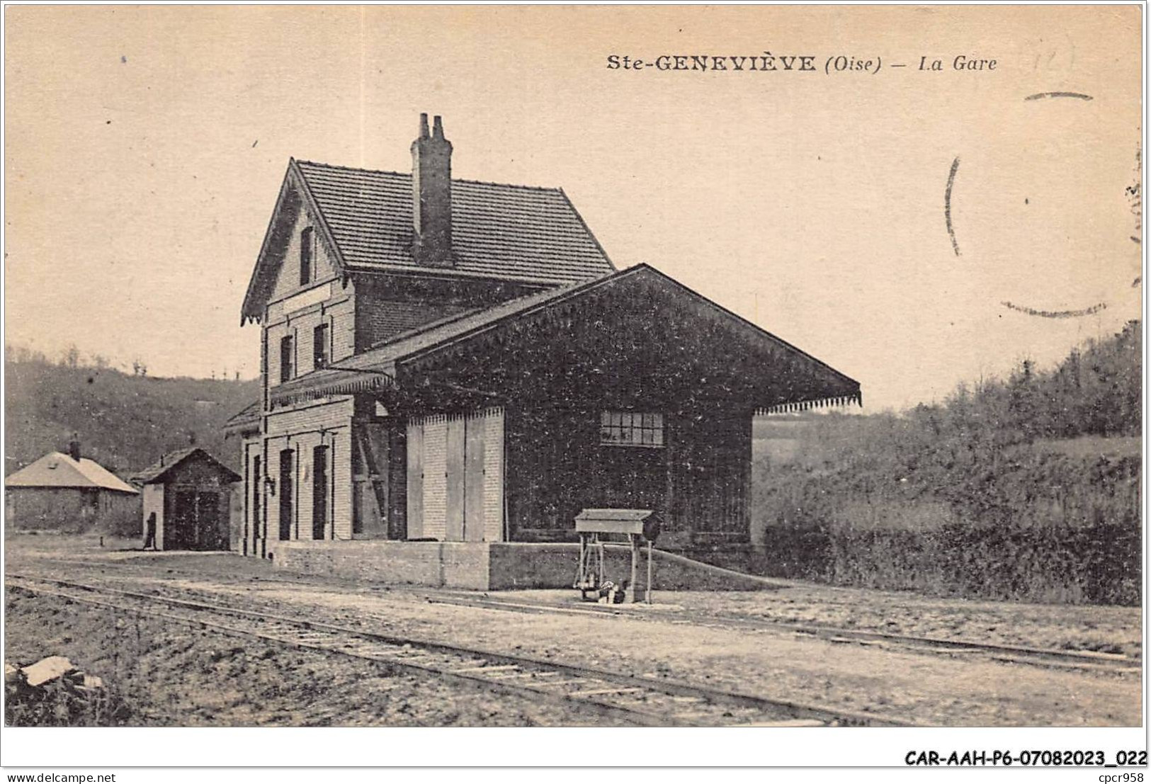 CAR-AAHP6-60-0487 - SAINTE-GENEVIEVE - La Gare - Sainte-Geneviève