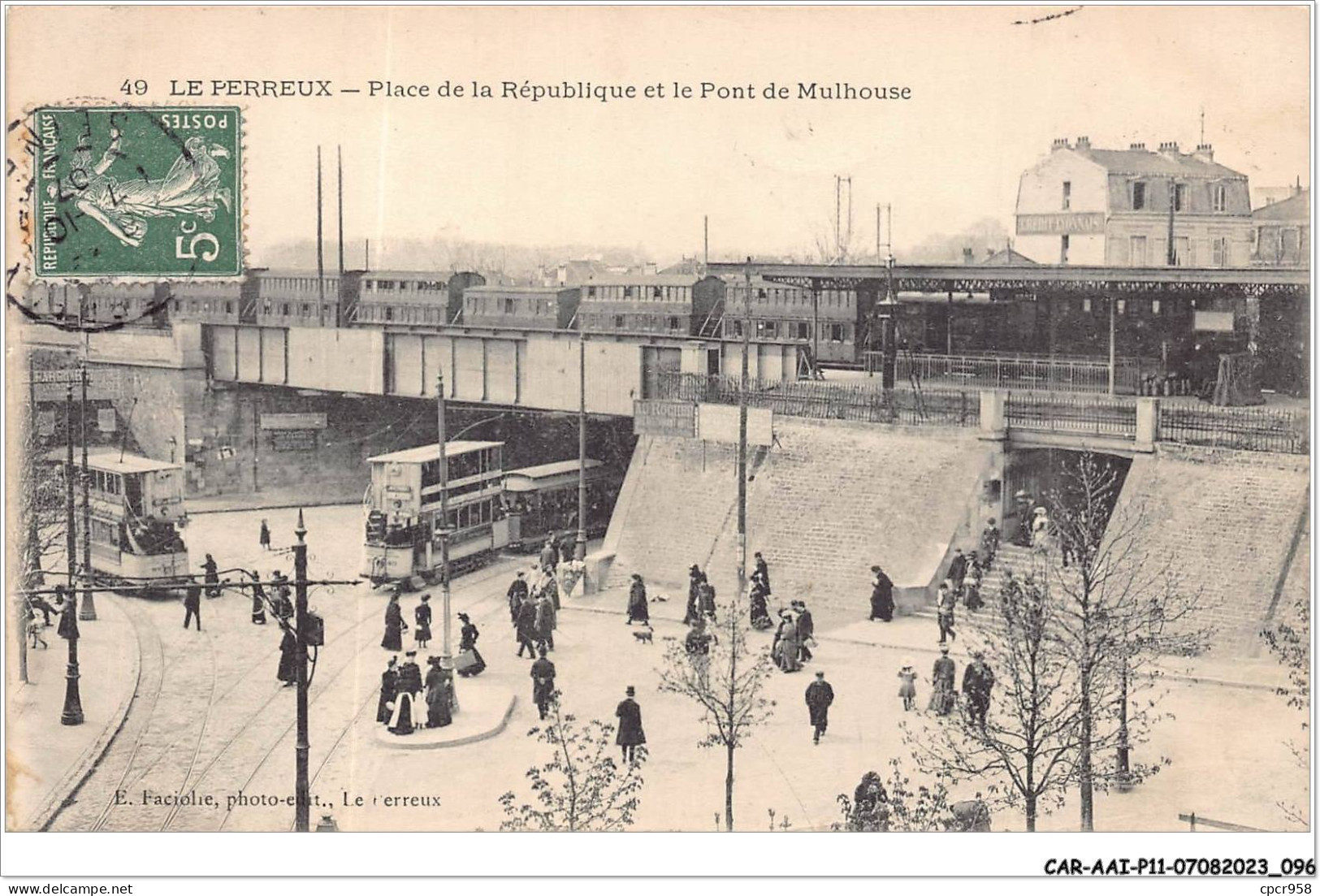 CAR-AAIP11-94-1028 - LE PERREUX - Place De La Republique Et Le Pont De Mulhouse - Tramway - Le Perreux Sur Marne