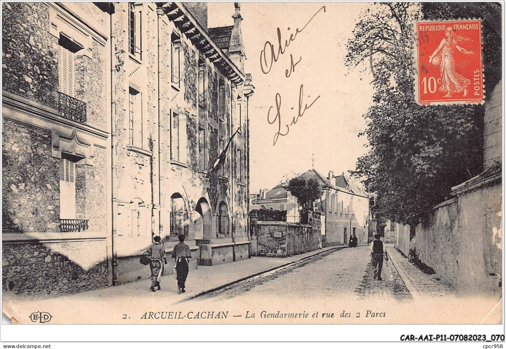 CAR-AAIP11-94-1015 - ARCUEIL CACHAN - La Gendarmerie Et Rue Des 2 Parcs - Arcueil