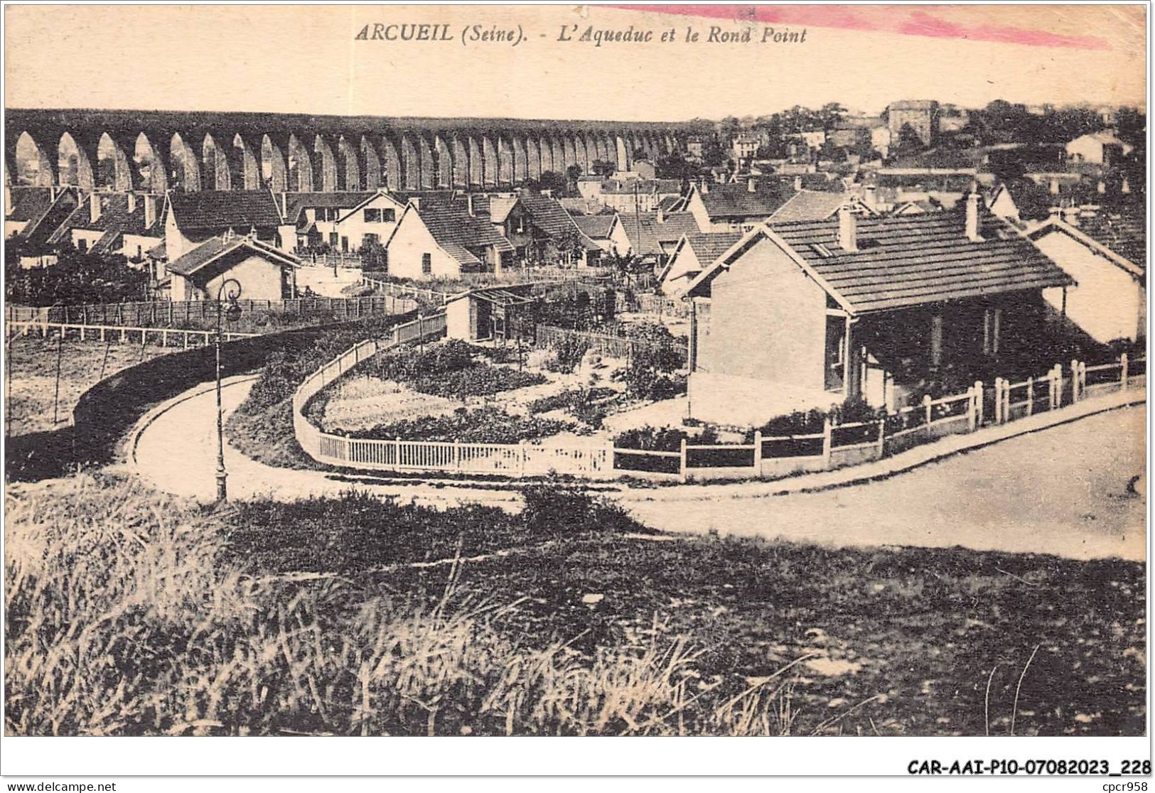 CAR-AAIP10-94-0977 - ARCUEIL - L'Aqueduc Et Le Rond Point - Arcueil