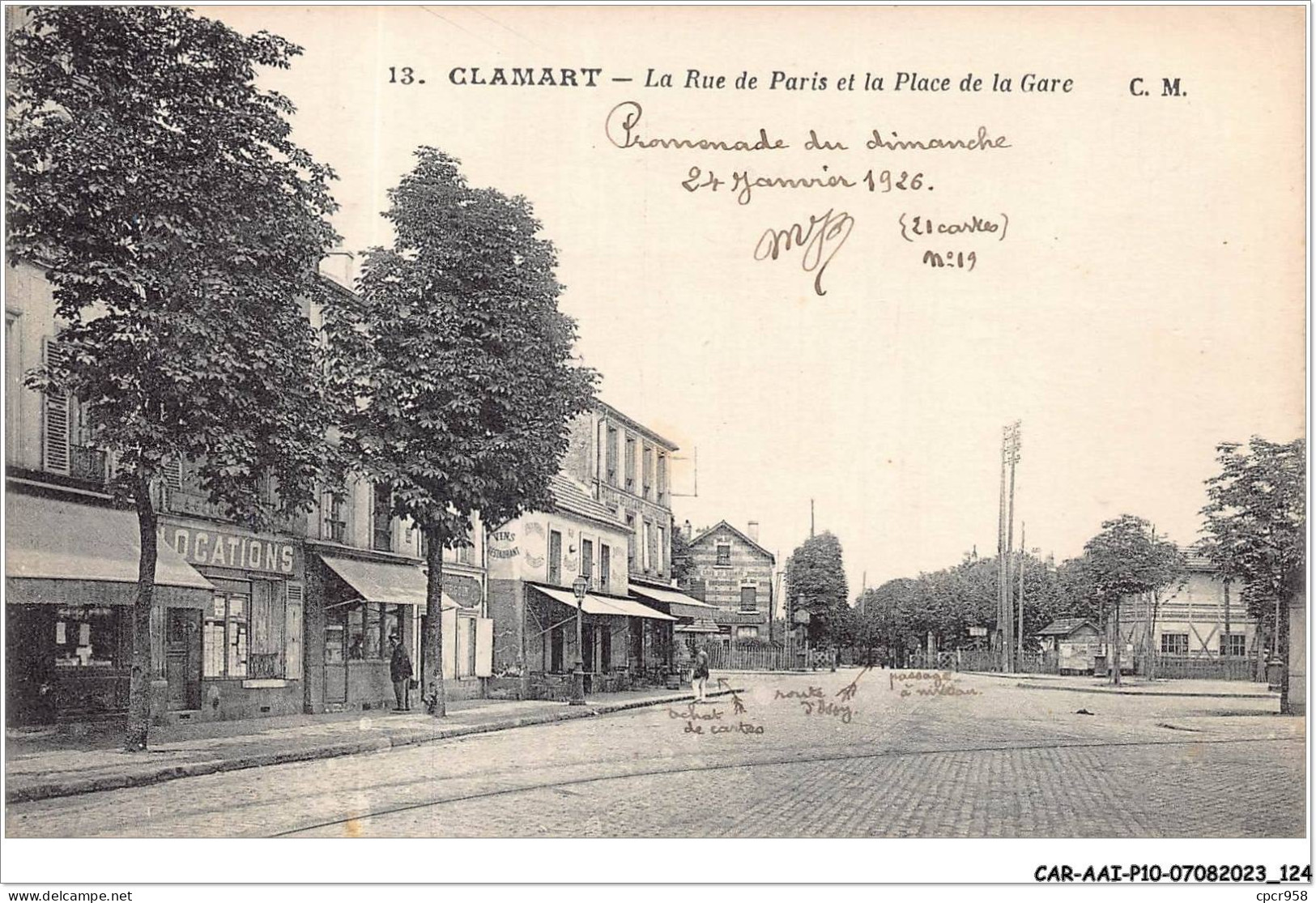 CAR-AAIP10-92-0925 - CLAMART - La Rue De Paris Et La Place De La Gare - Clamart
