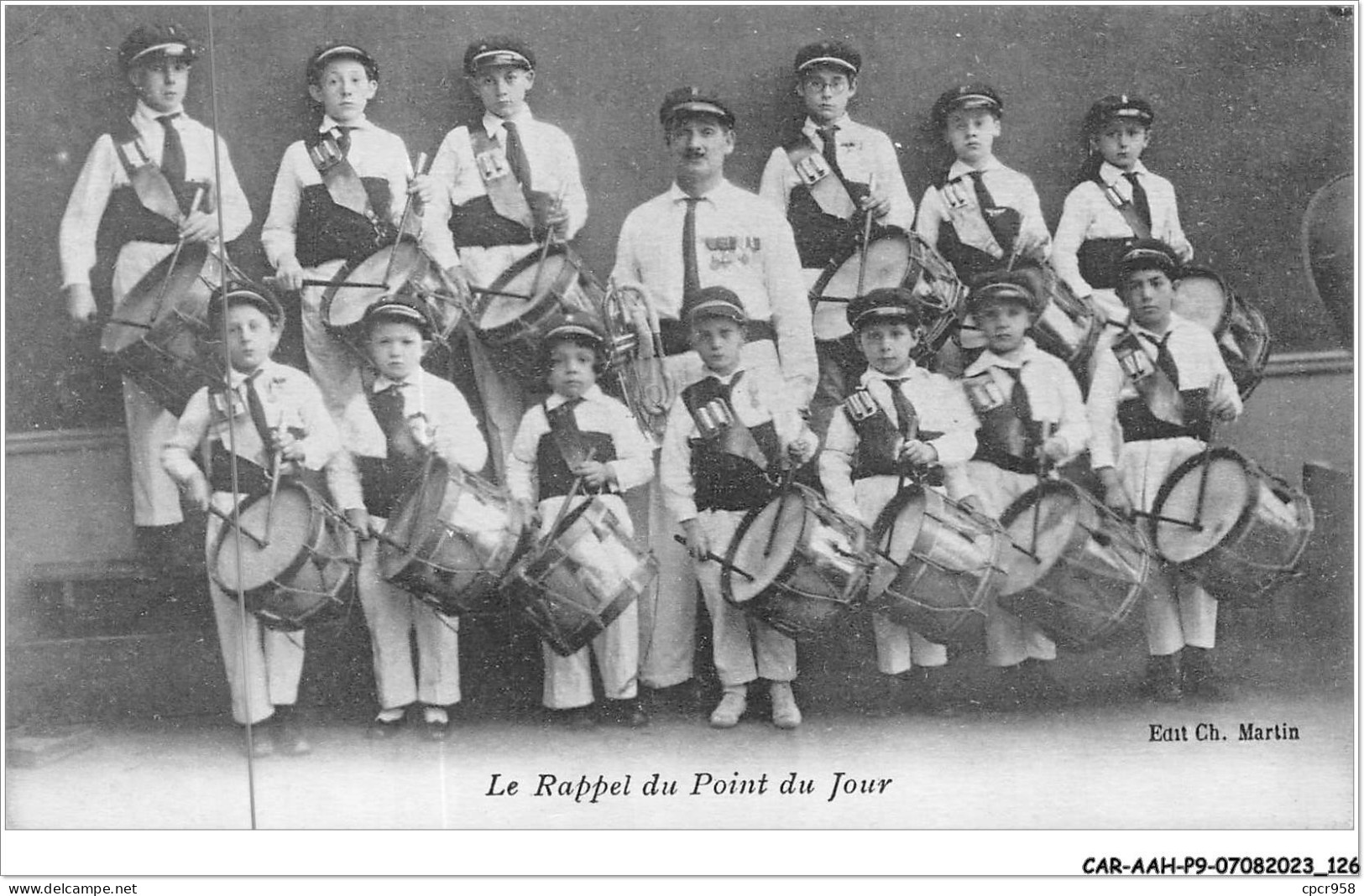 CAR-AAHP9-75-0833 - PARIS XVIII - Le Rappel Du Point Du Jour - Fanfare - Paris (18)