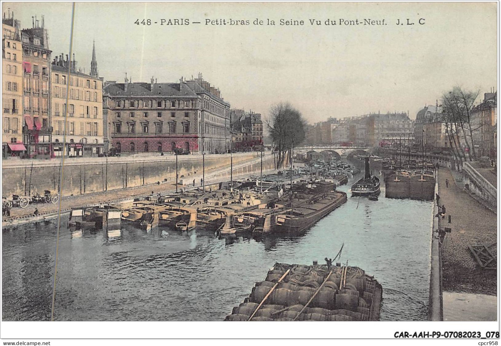 CAR-AAHP9-75-0809 - PARIS - Petit-bras De La Seine Vu Du Pont Neuf - Peniches - De Seine En Haar Oevers