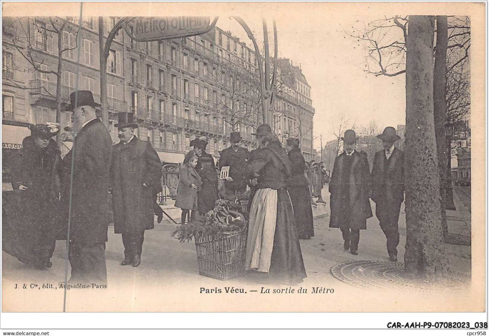 CAR-AAHP9-75-0789 - PARIS VECU - La Sortie Du Métro - Métro Parisien, Gares