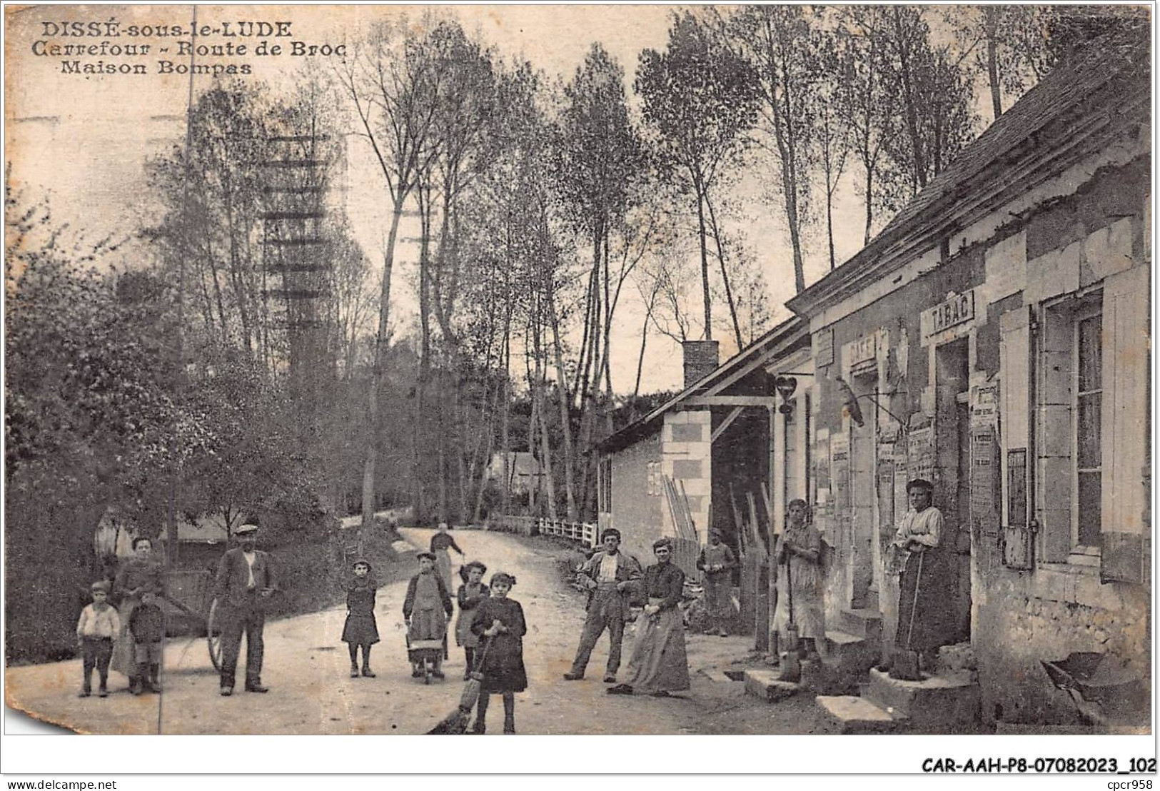 CAR-AAHP8-72-0721 - DISSE-SOUS-LE-LUDE - Carrefour - Route De Broc - Maison Bompas - Carte Vendue En L'etat - Other & Unclassified