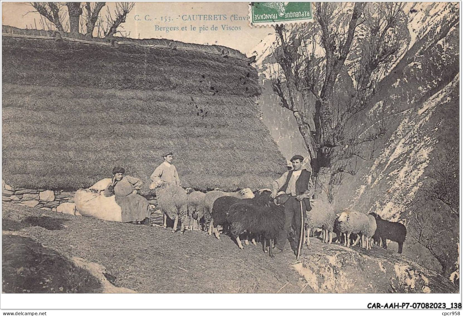 CAR-AAHP7-65-0639 - CAUTERETS - Bergers Et Le Pic De Viscos - Agriculture - Cauterets