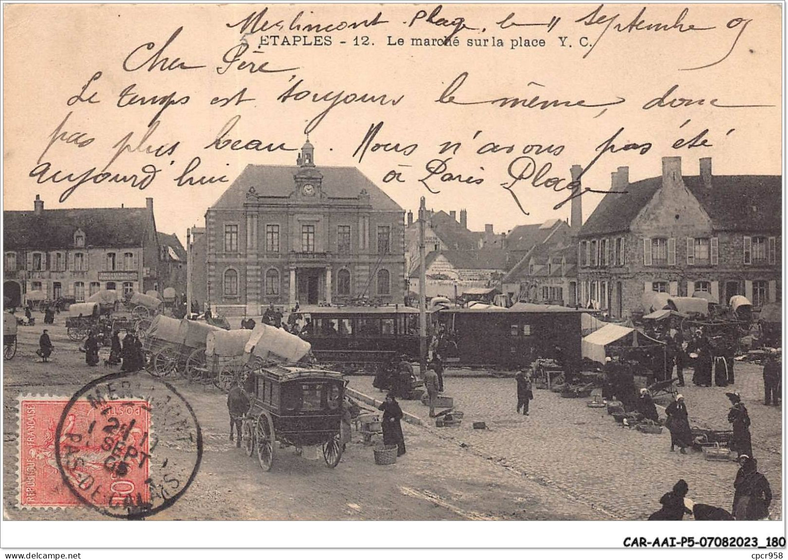 CAR-AAIP5-62-0466 - ETAPLES - Marché Sur La Place  - Etaples