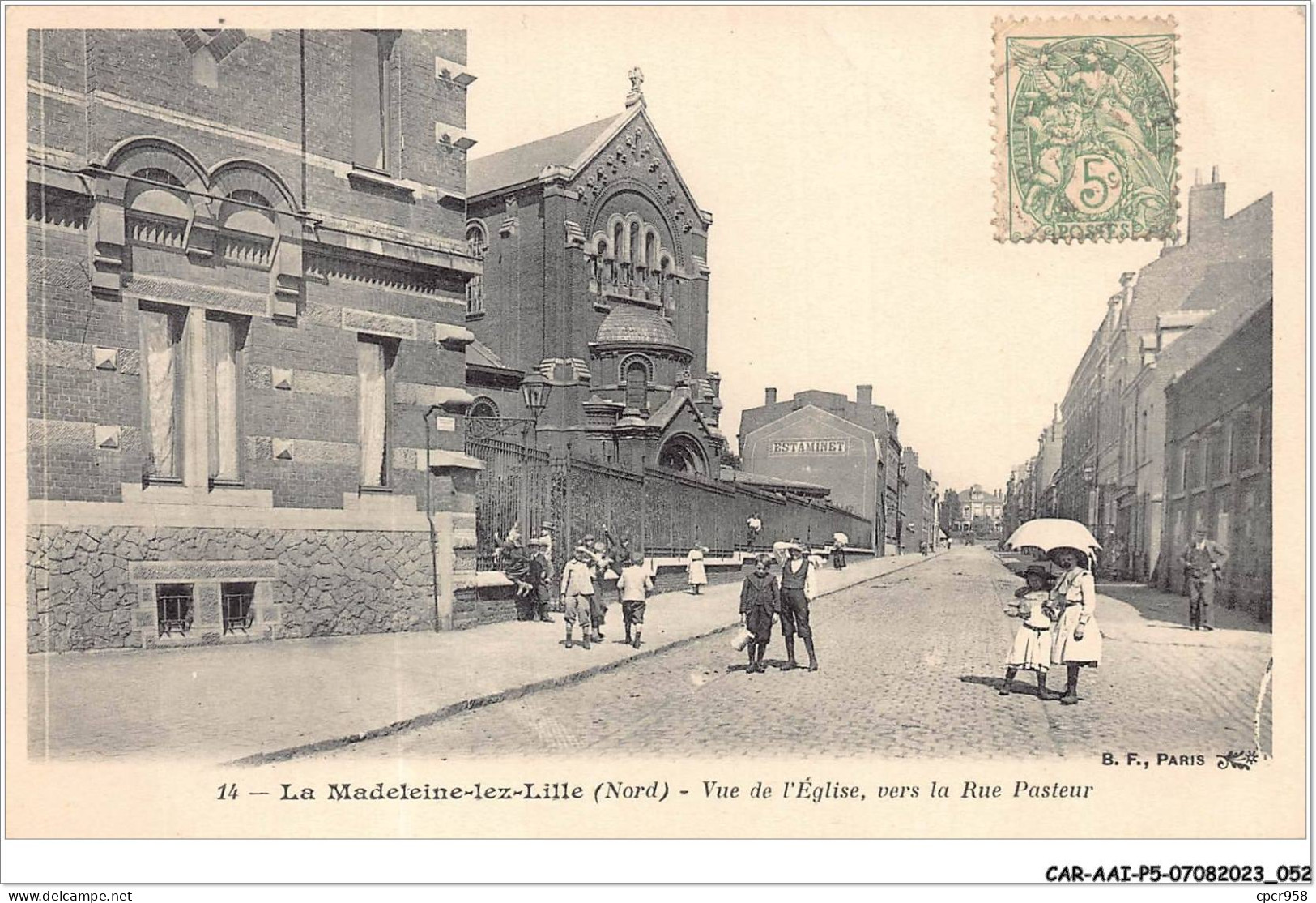 CAR-AAIP5-59-0402 - LA MADELEINE LEZ LILLE - Vue De L'Eglise, Vers La Rue Pasteur  - La Madeleine