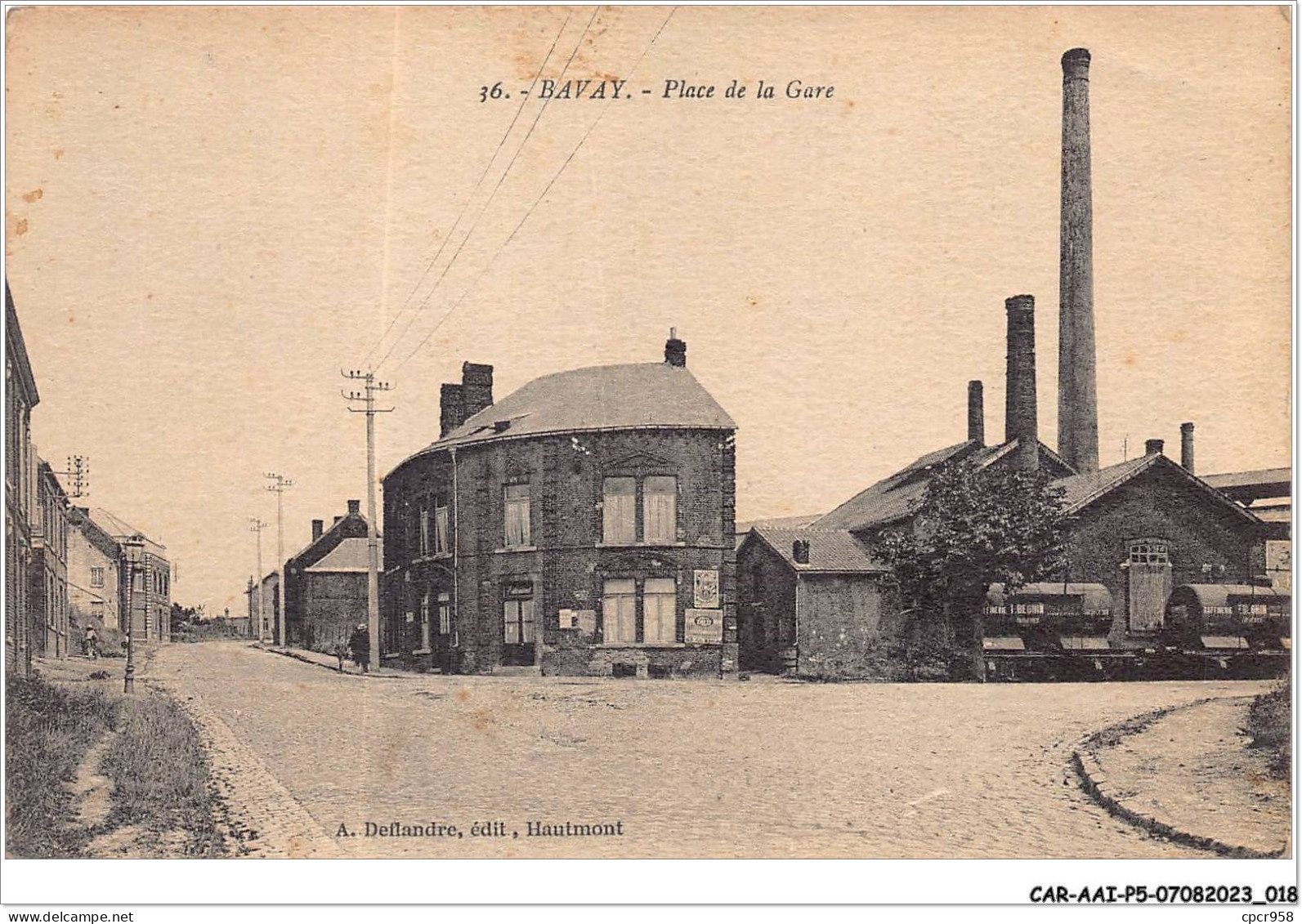 CAR-AAIP5-59-0385 - BAVAY - Place De La Gare - Bavay