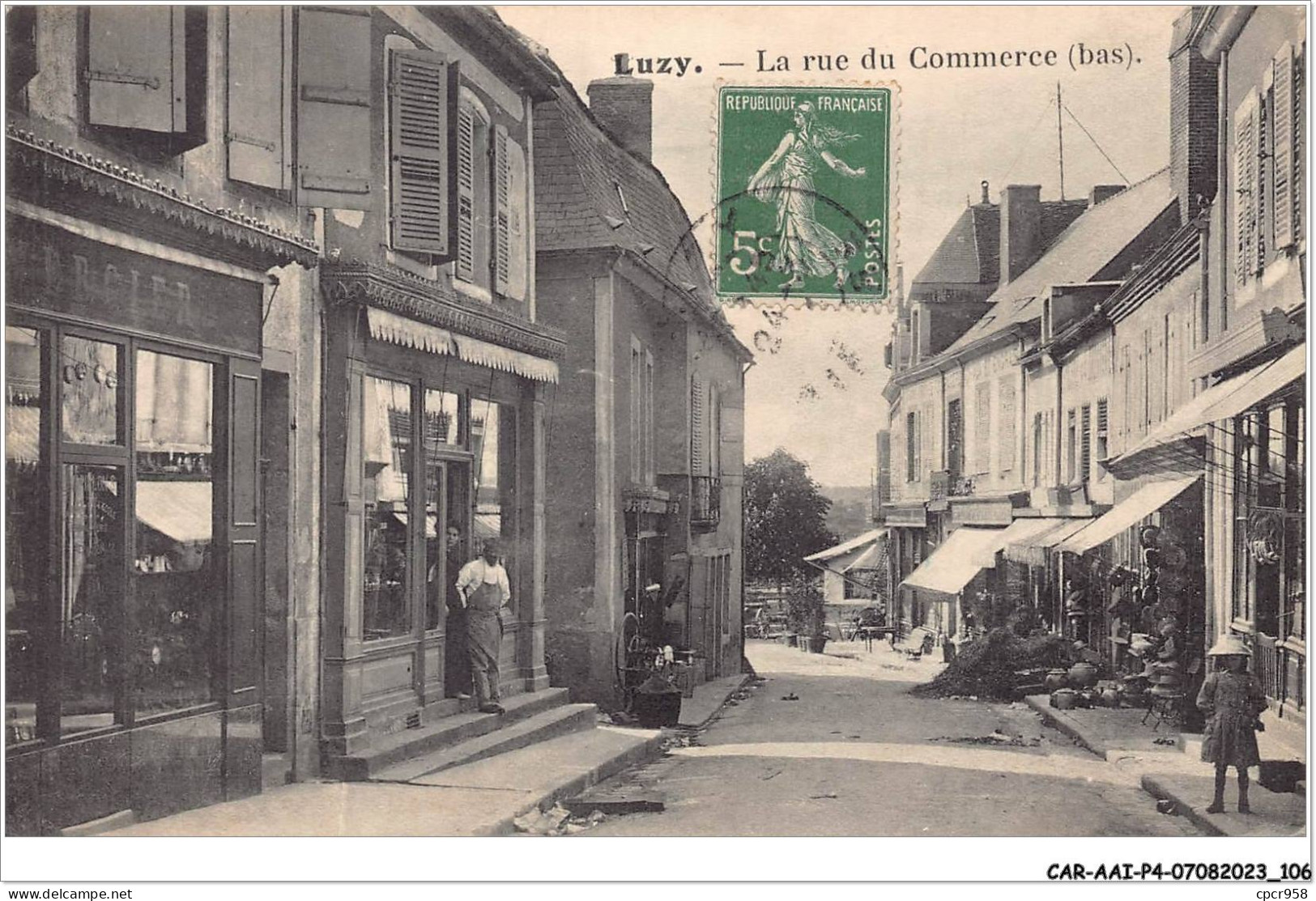 CAR-AAIP4-58-0340 - LUZY - La Rue Du Commerce  - Autres & Non Classés