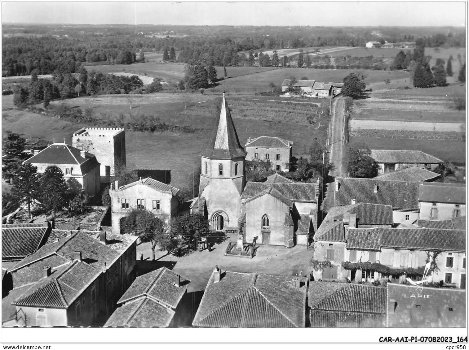 CAR-AAIP1-24-0083 - CHAMPNIERS REILHAC - L'eglise Et Le Vieux Chateau - Other & Unclassified